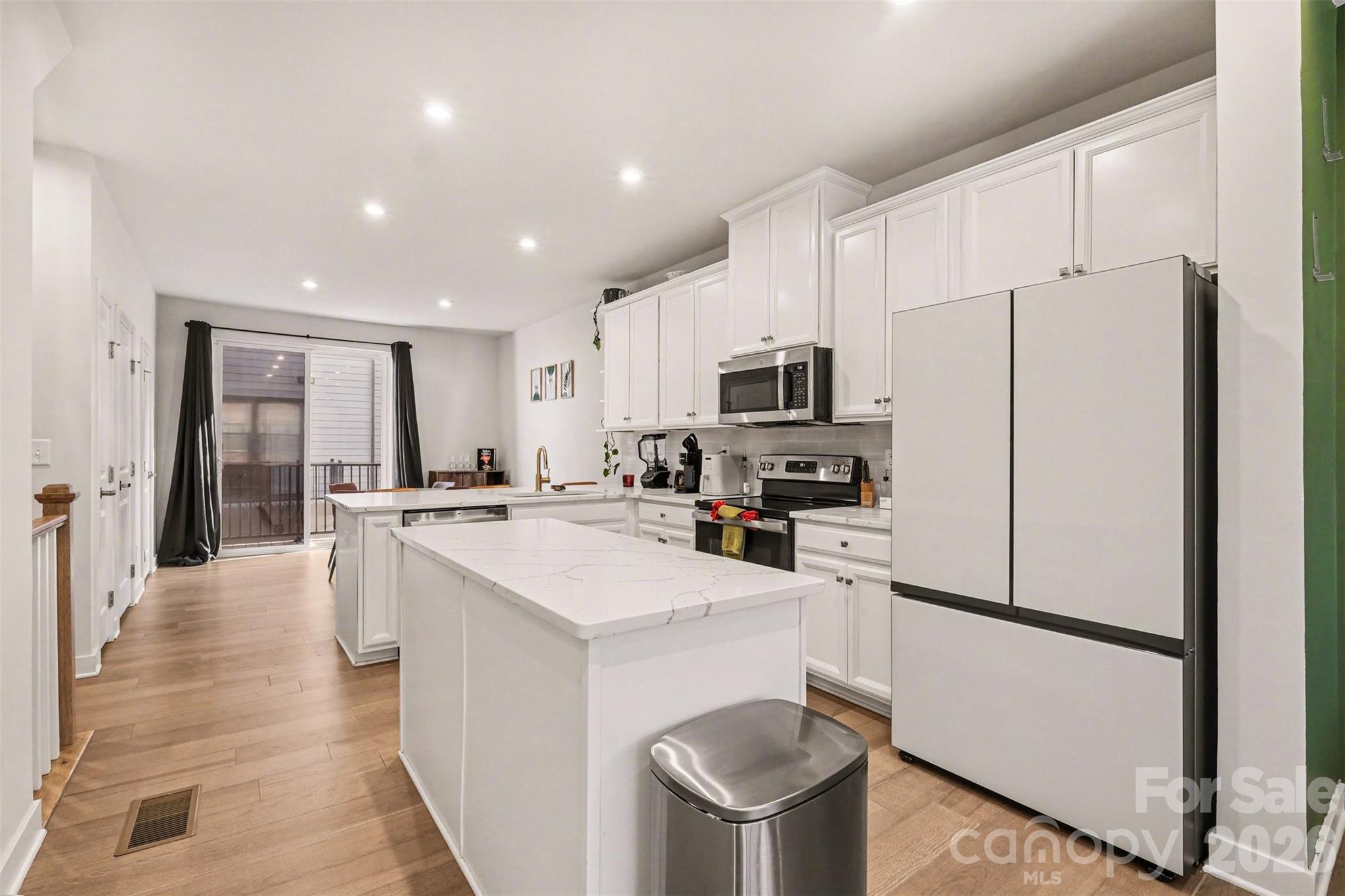 Southrail Station - Residential