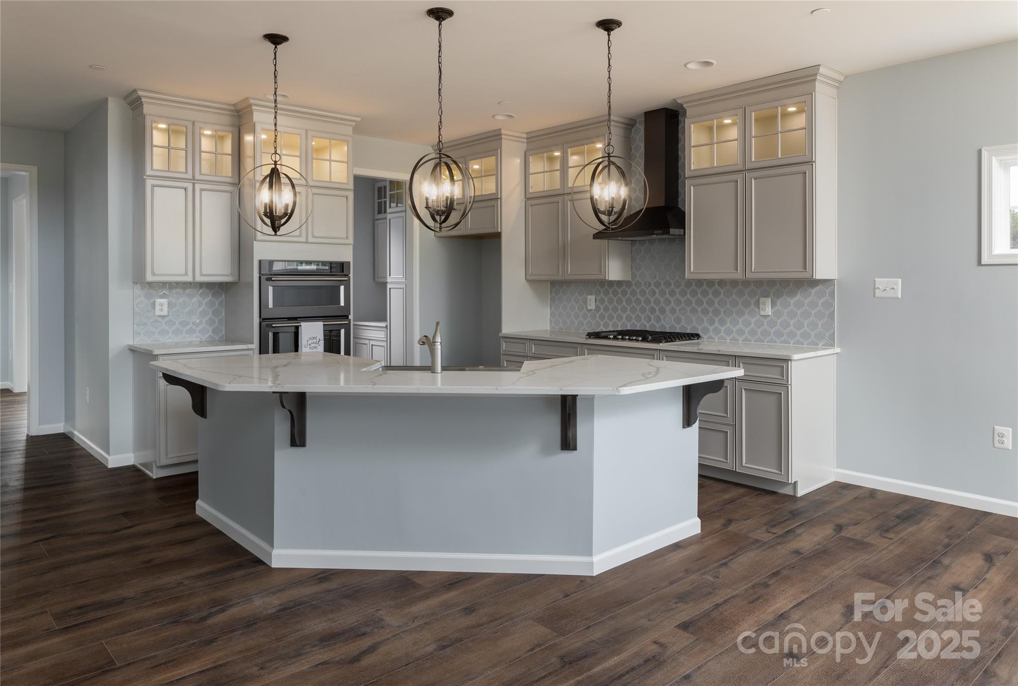3224 Ashwood Park Drive 295