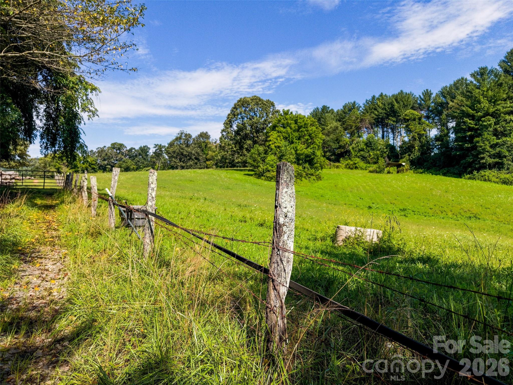 99999 Farm Hills Lane