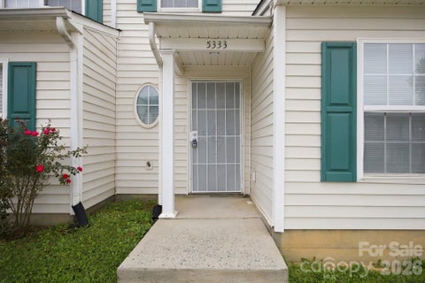 Photo of 5333 Esther Lane, Charlotte, NC 28214 (MLS # 4398056)