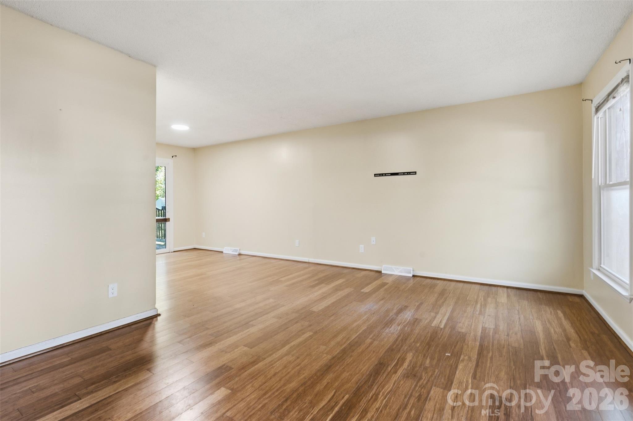 609 Old Farm Road