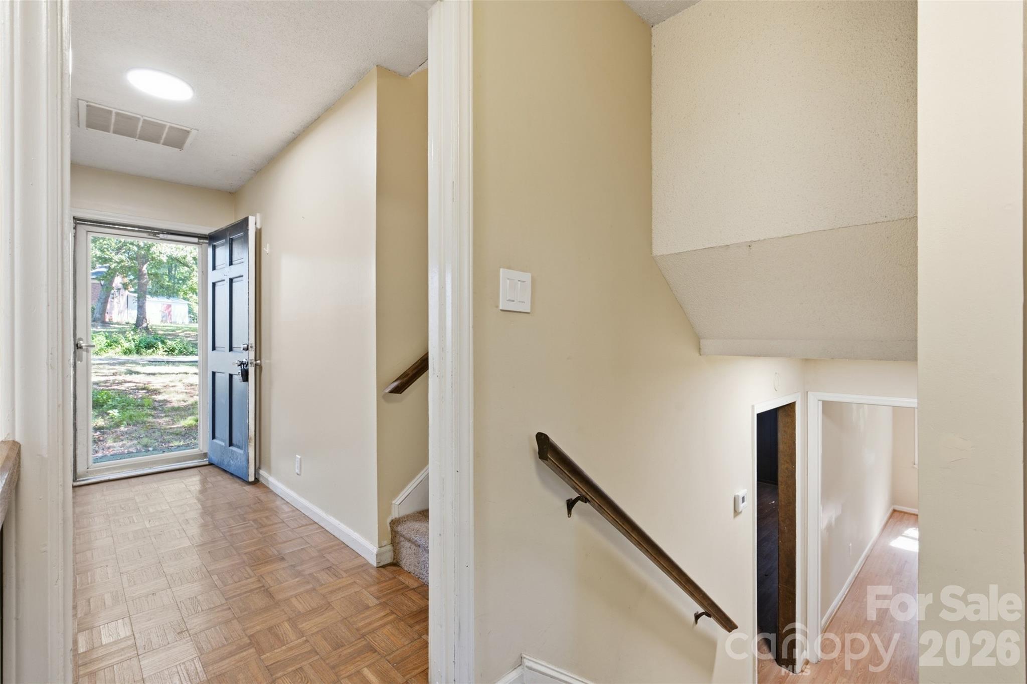 609 Old Farm Road
