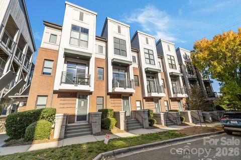 927 E 8TH Street Charlotte NC 28204