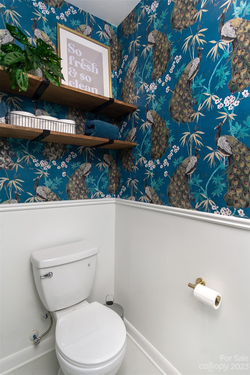 Royal Pines - Residential