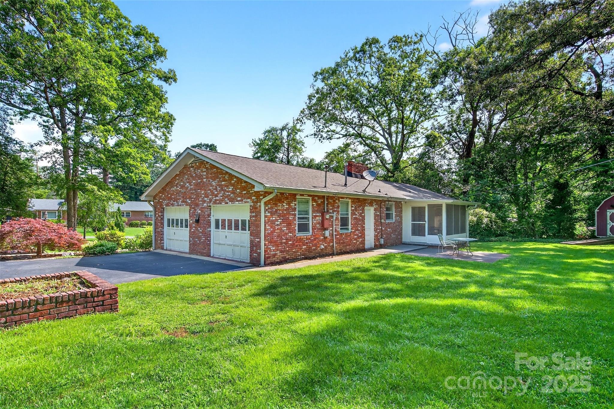 3135 Charlyne Drive