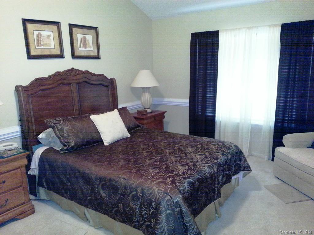 Stone Hollow - Residential