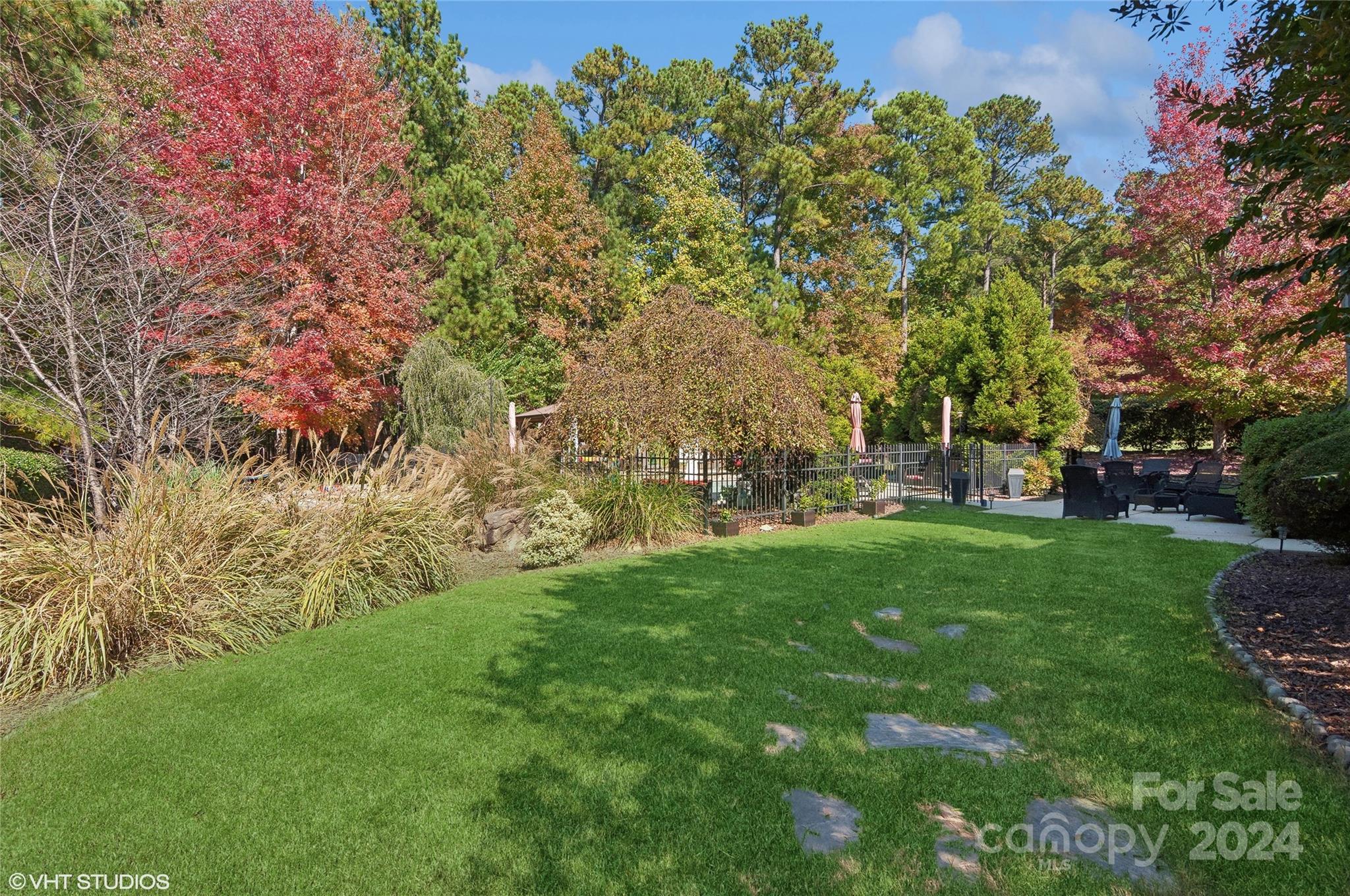 Water Edge - Residential