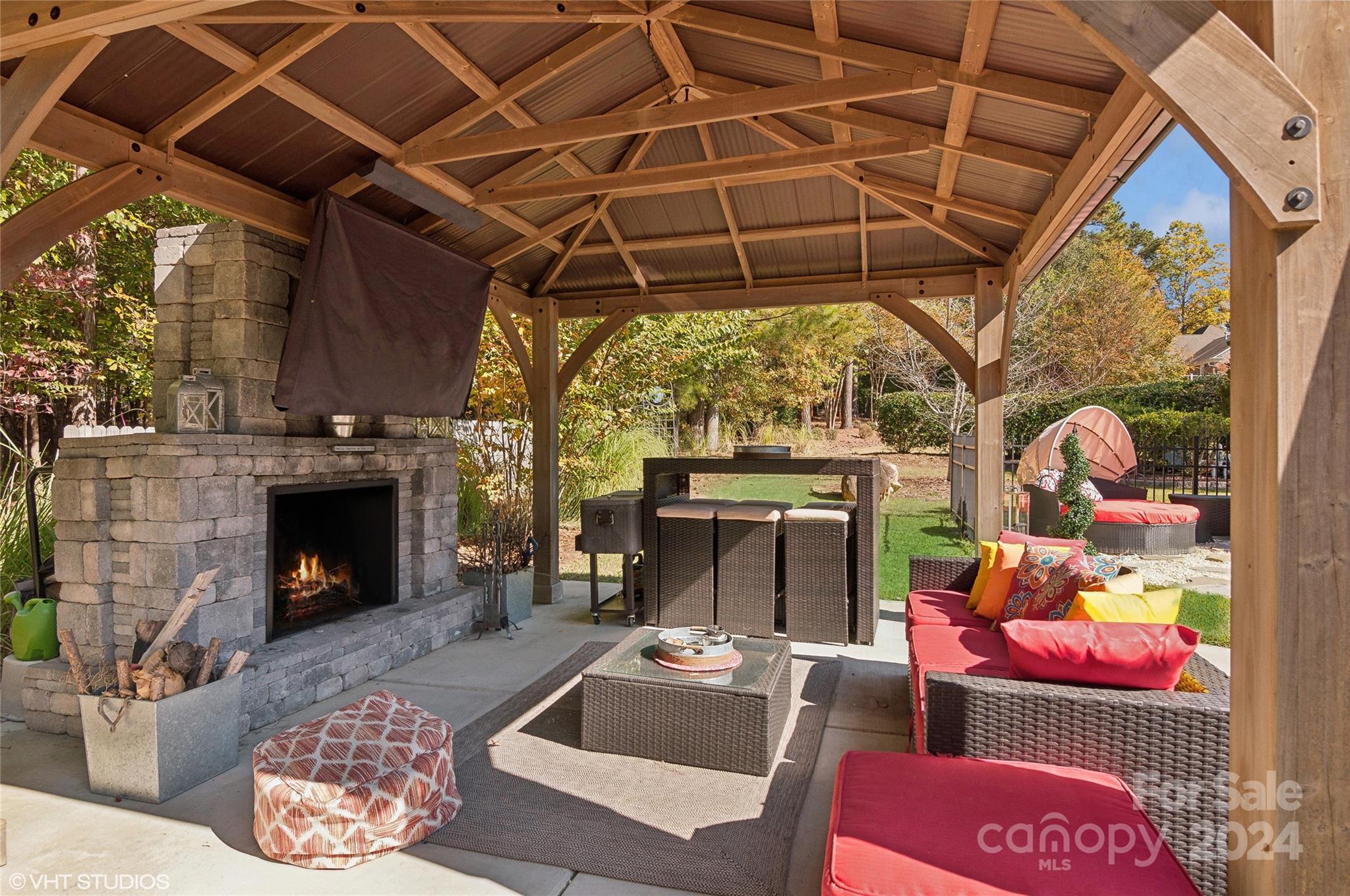 Water Edge - Residential