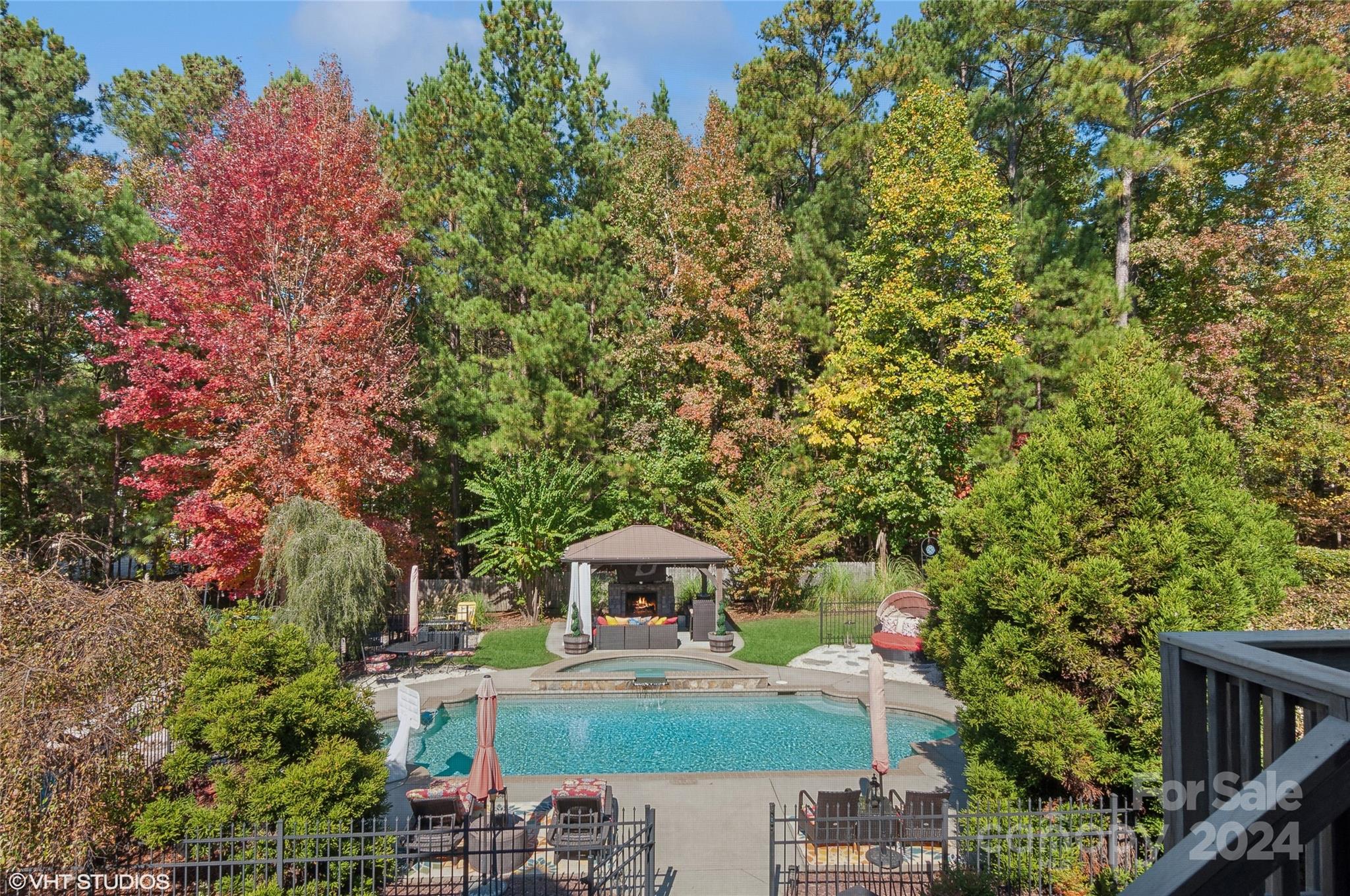 Water Edge - Residential