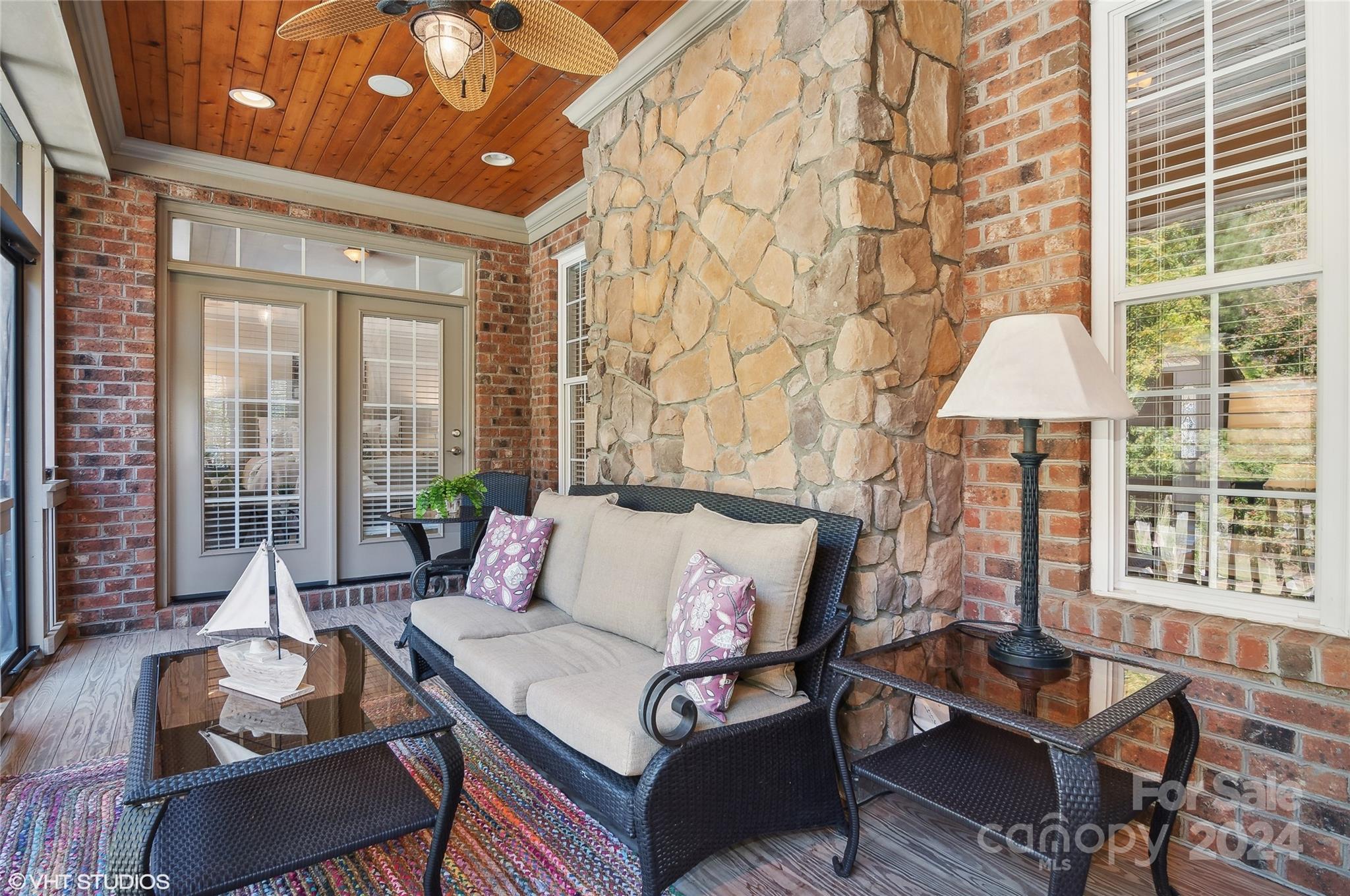 Water Edge - Residential