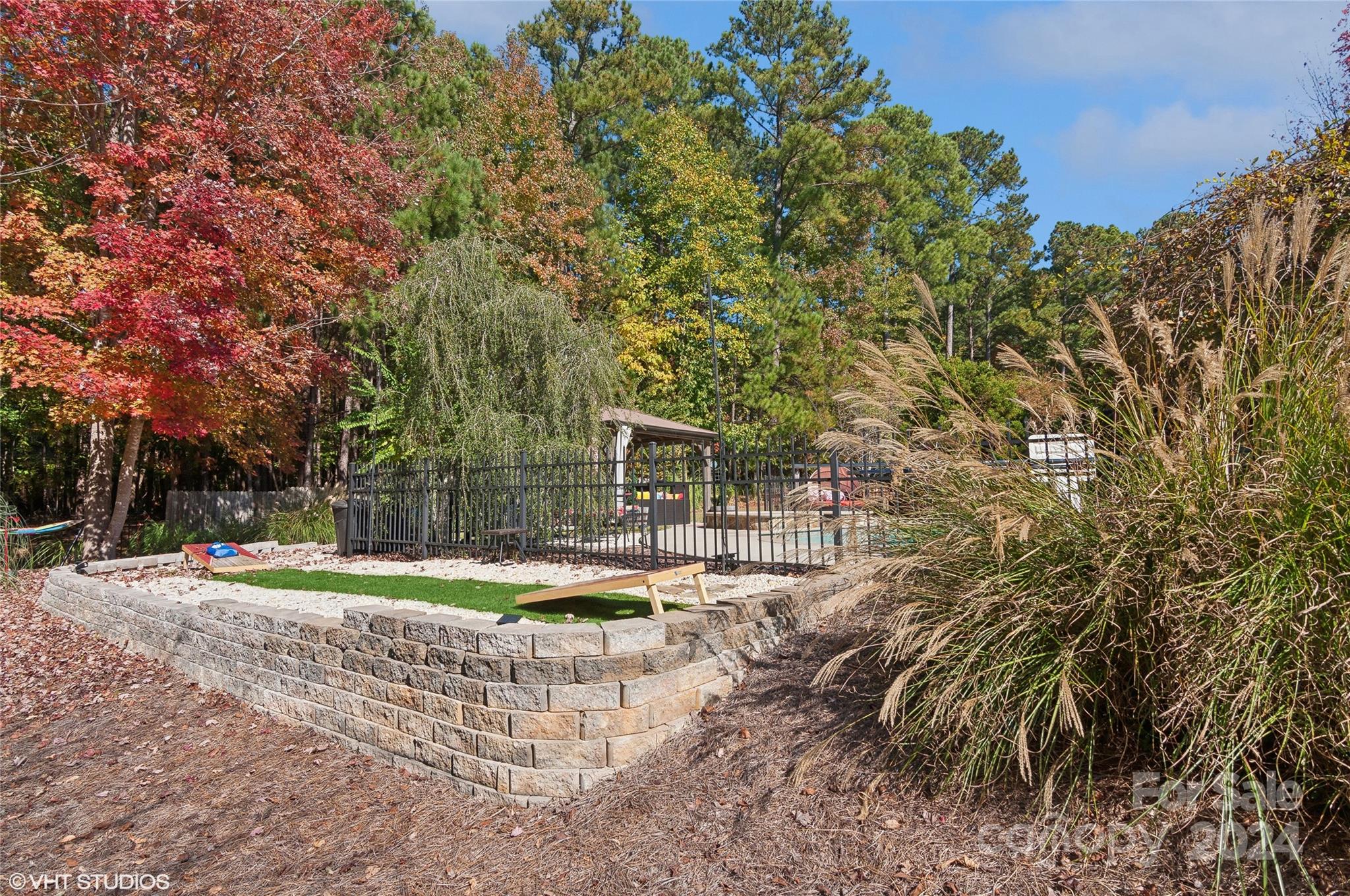 Water Edge - Residential