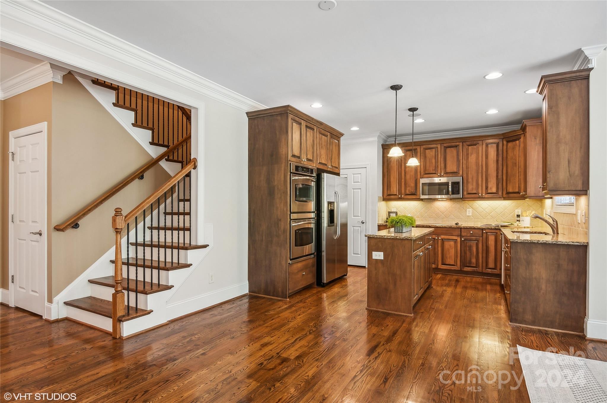 Water Edge - Residential