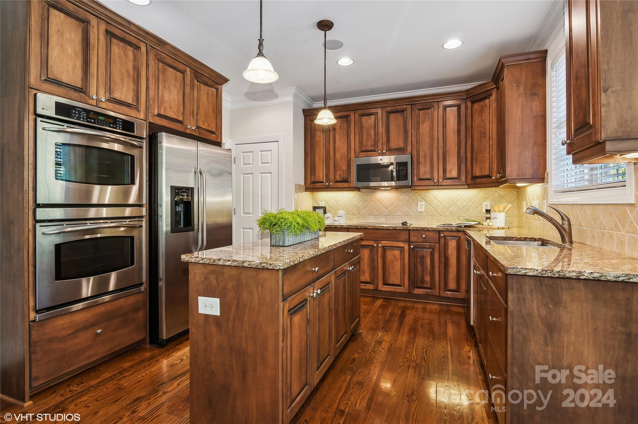 Water Edge - Residential