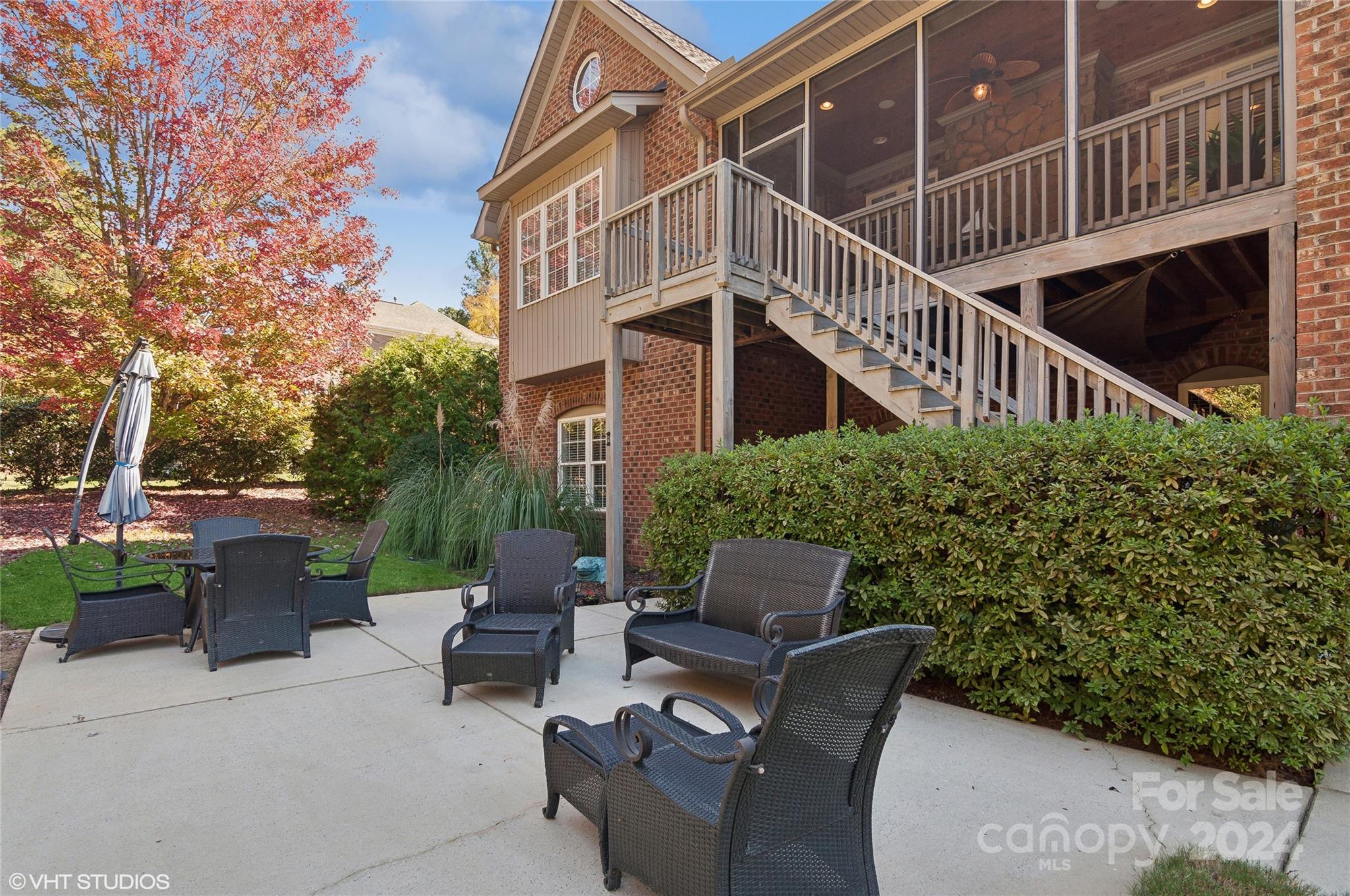 Water Edge - Residential