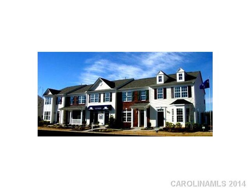 3BR/2.5BA Premier Kitchen, Granite Countertops with Ceramic Tile backsplash, Stainless Steele Appliances,  Hardwoods in main living area