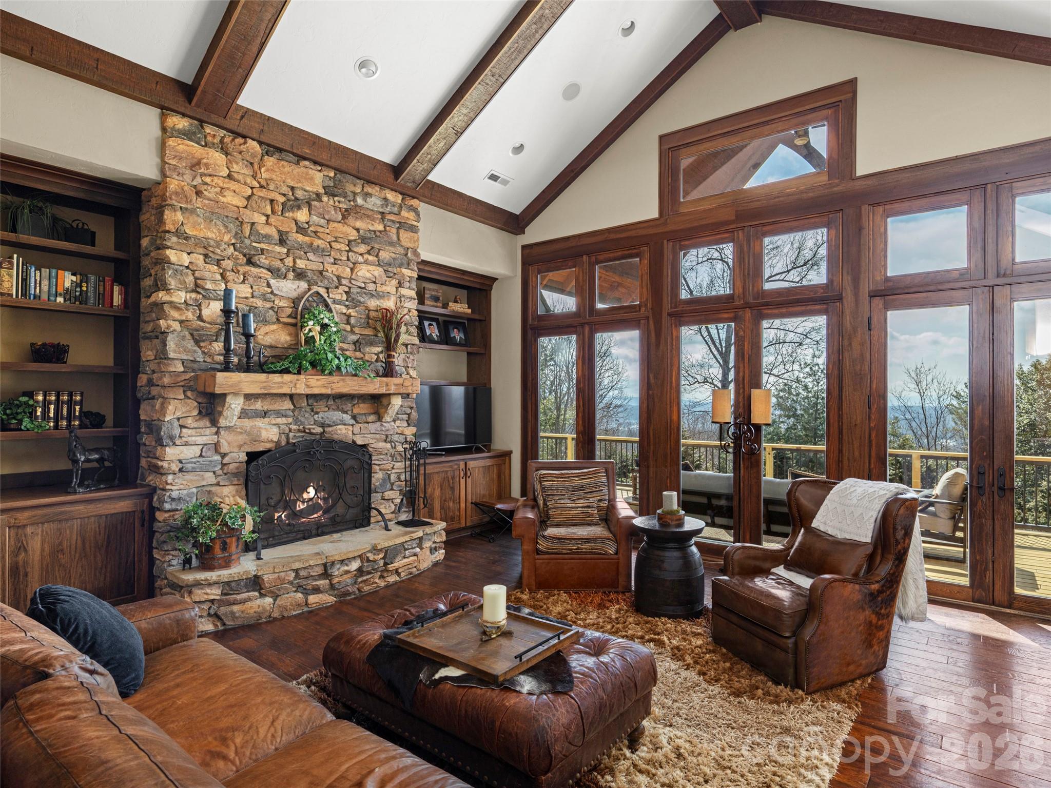 310 S Braeside Court