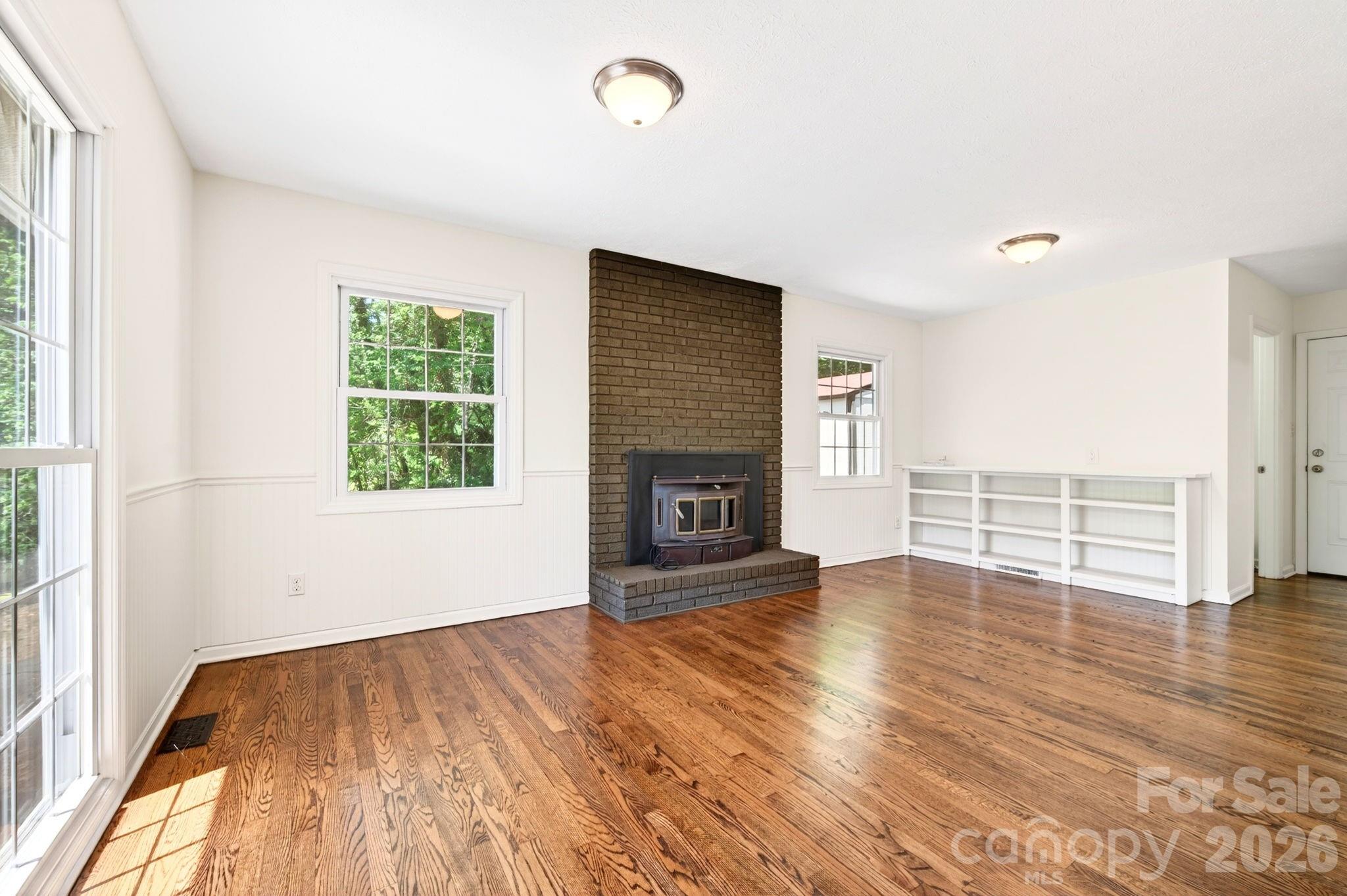 34 Wolfe Cove Road