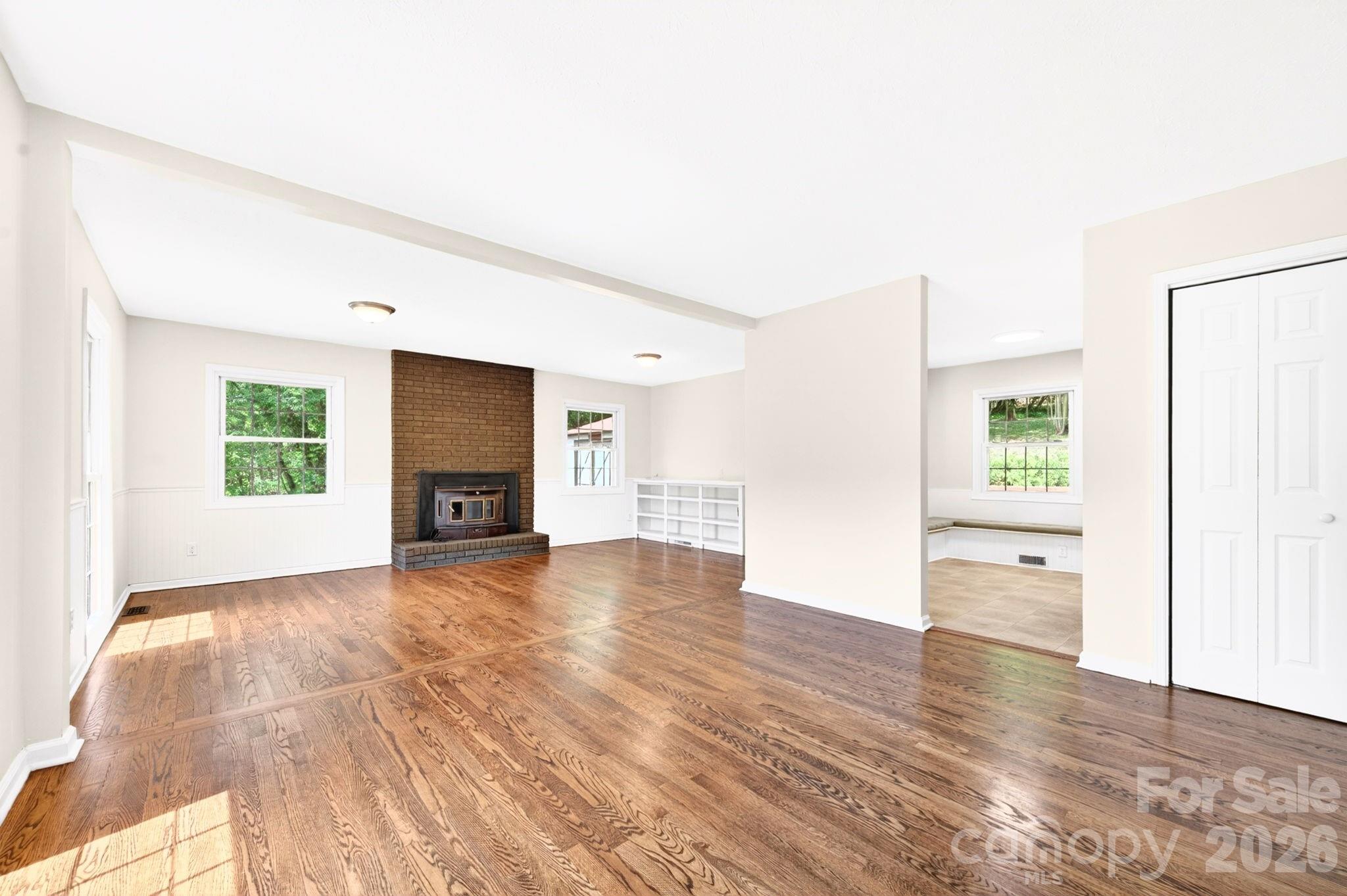 34 Wolfe Cove Road