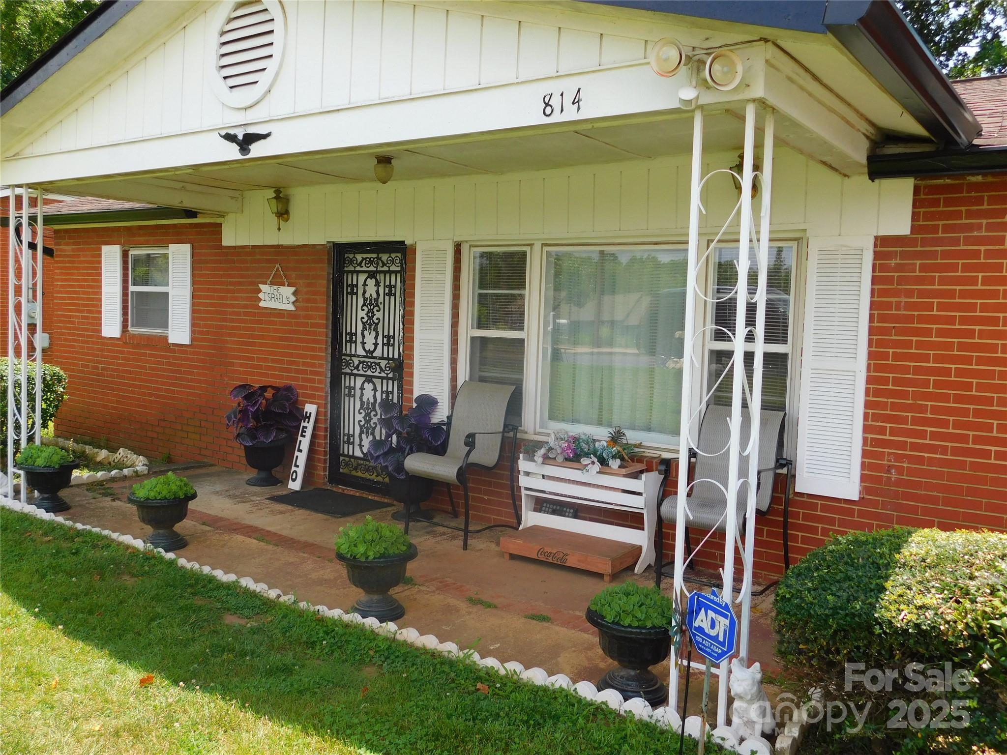 814 Aileen Circle