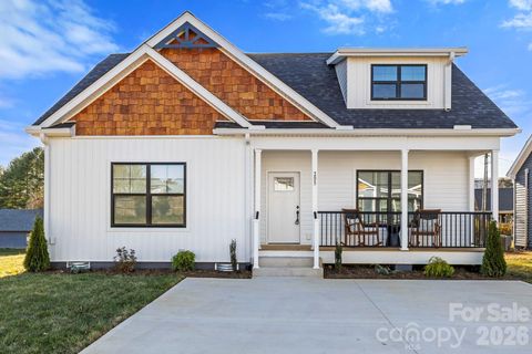 Photo of 205 Southern Charm Road, Arden, NC 28704 (MLS # 4390633)