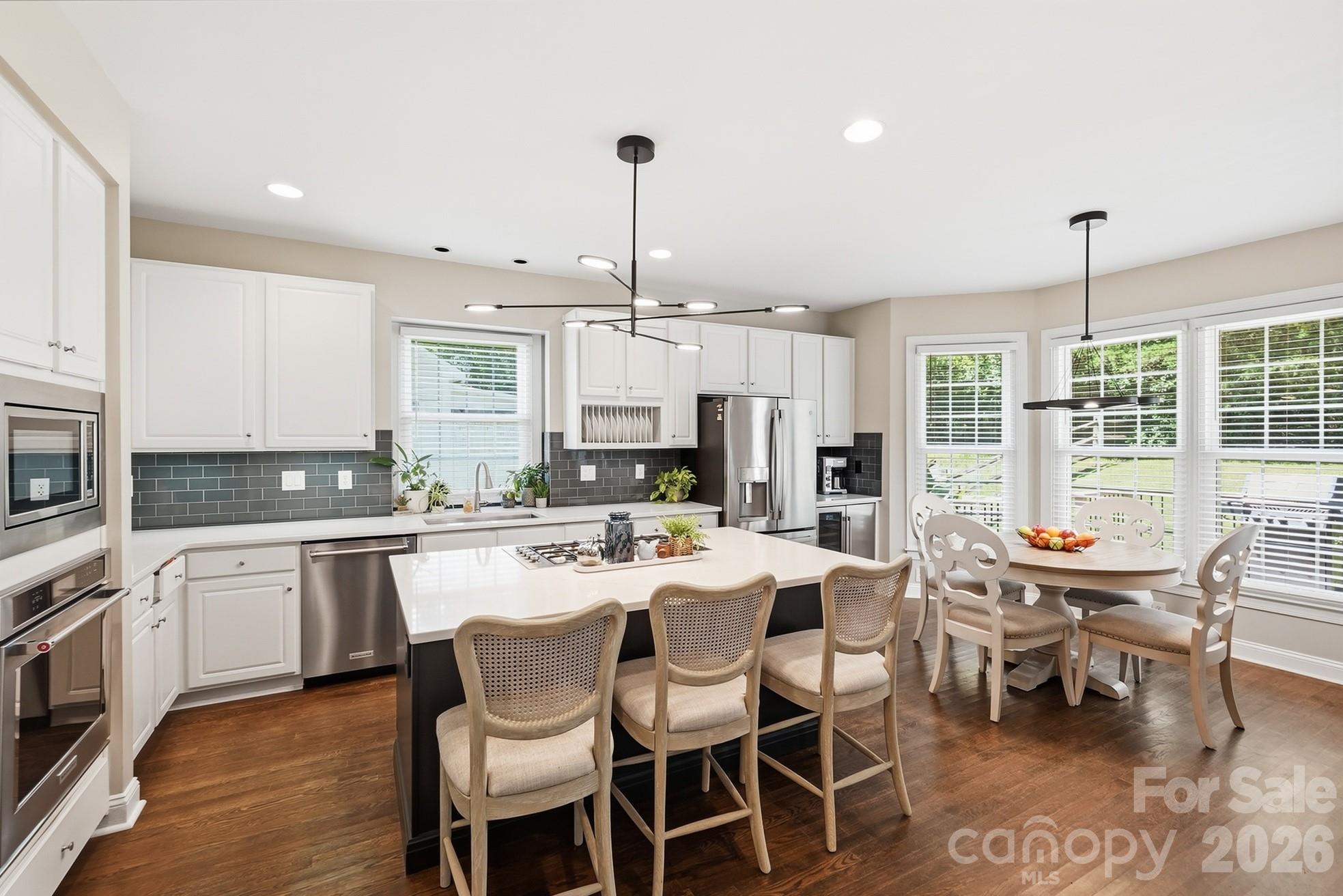 3518 Abbey Hill Lane