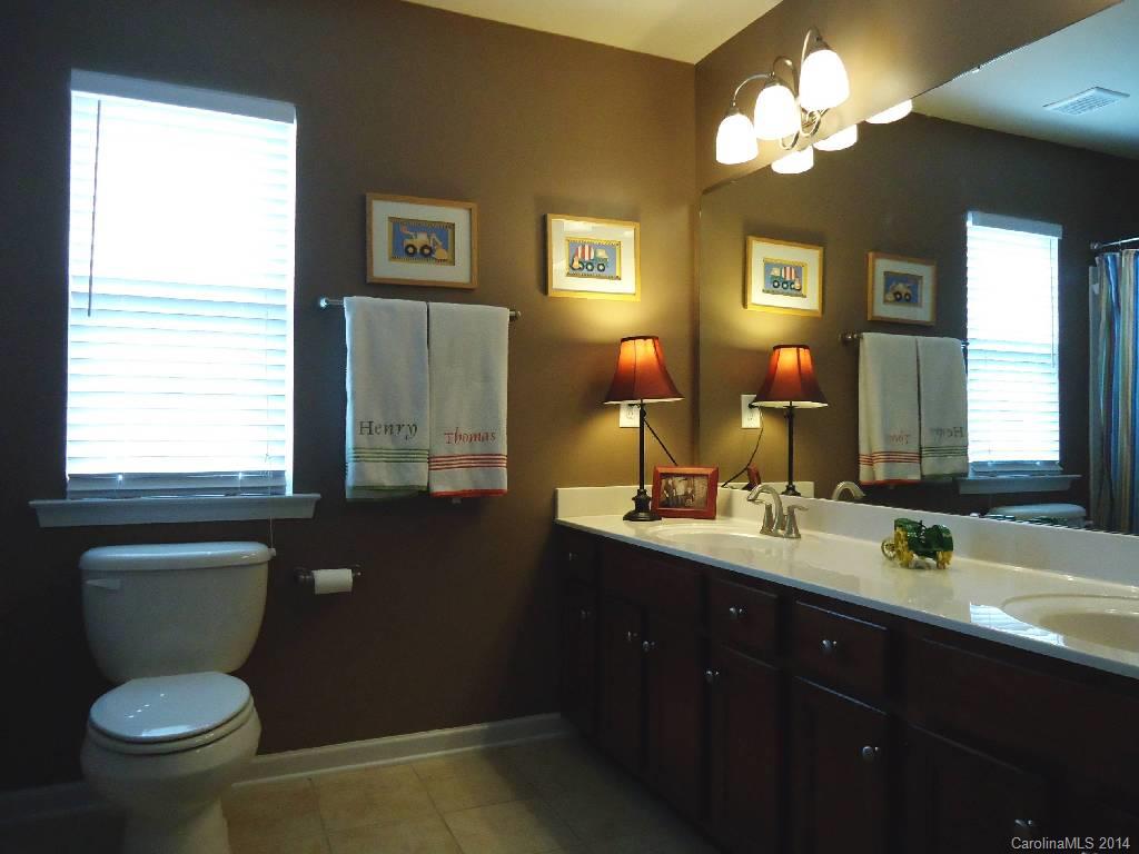 Stowe Pointe - Residential