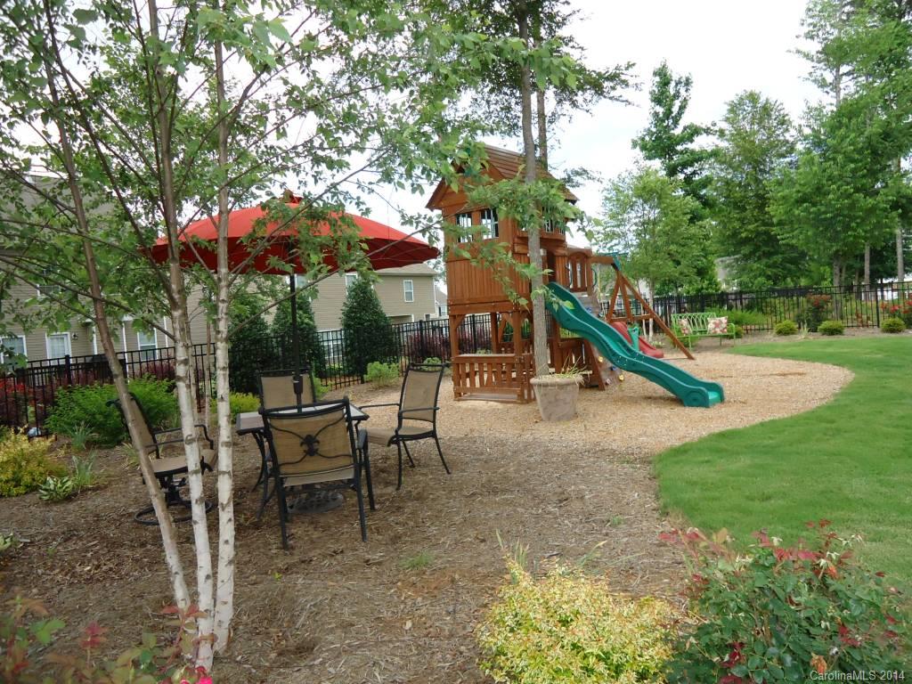 Stowe Pointe - Residential