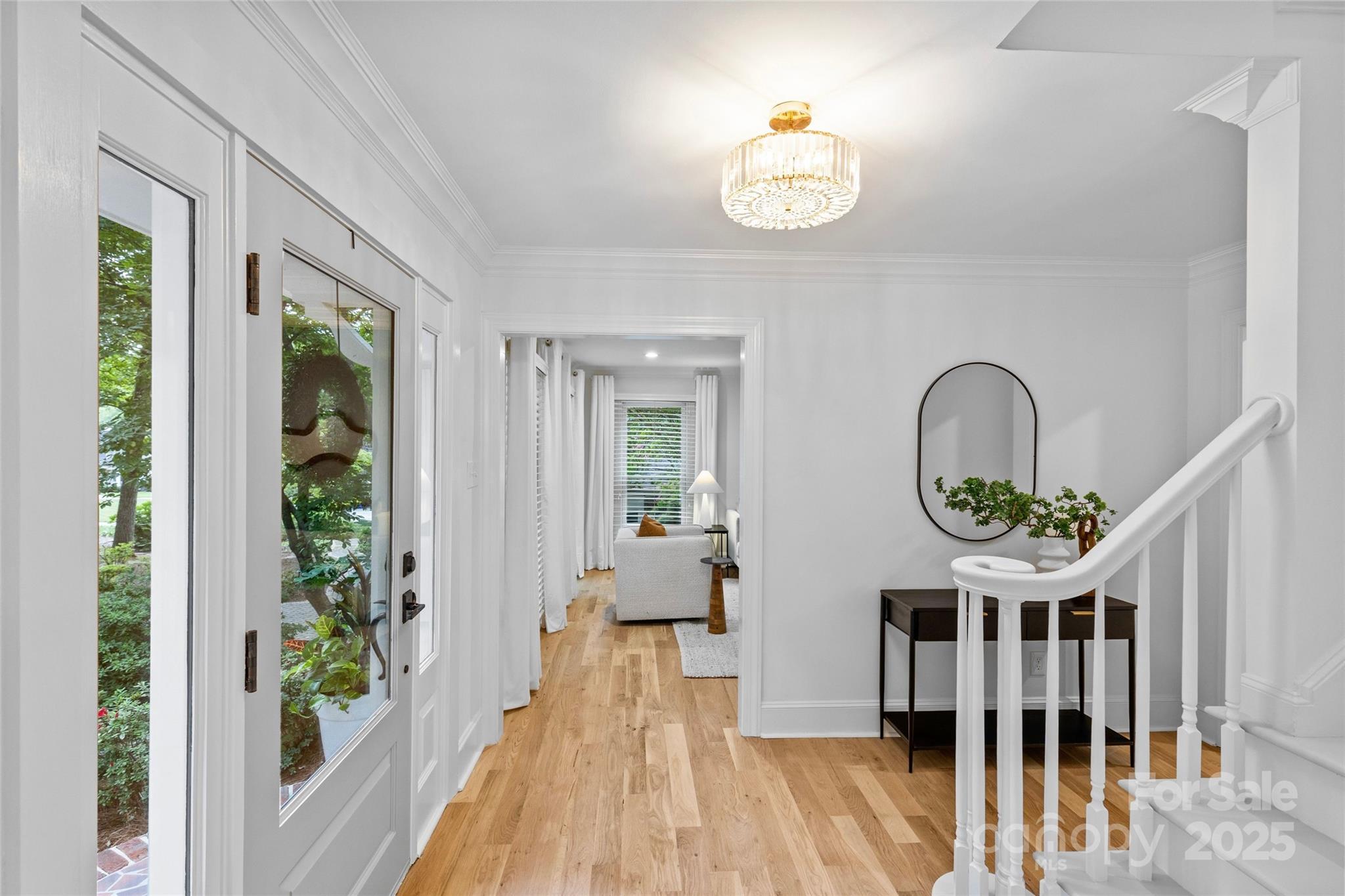 3041 Valencia Terrace