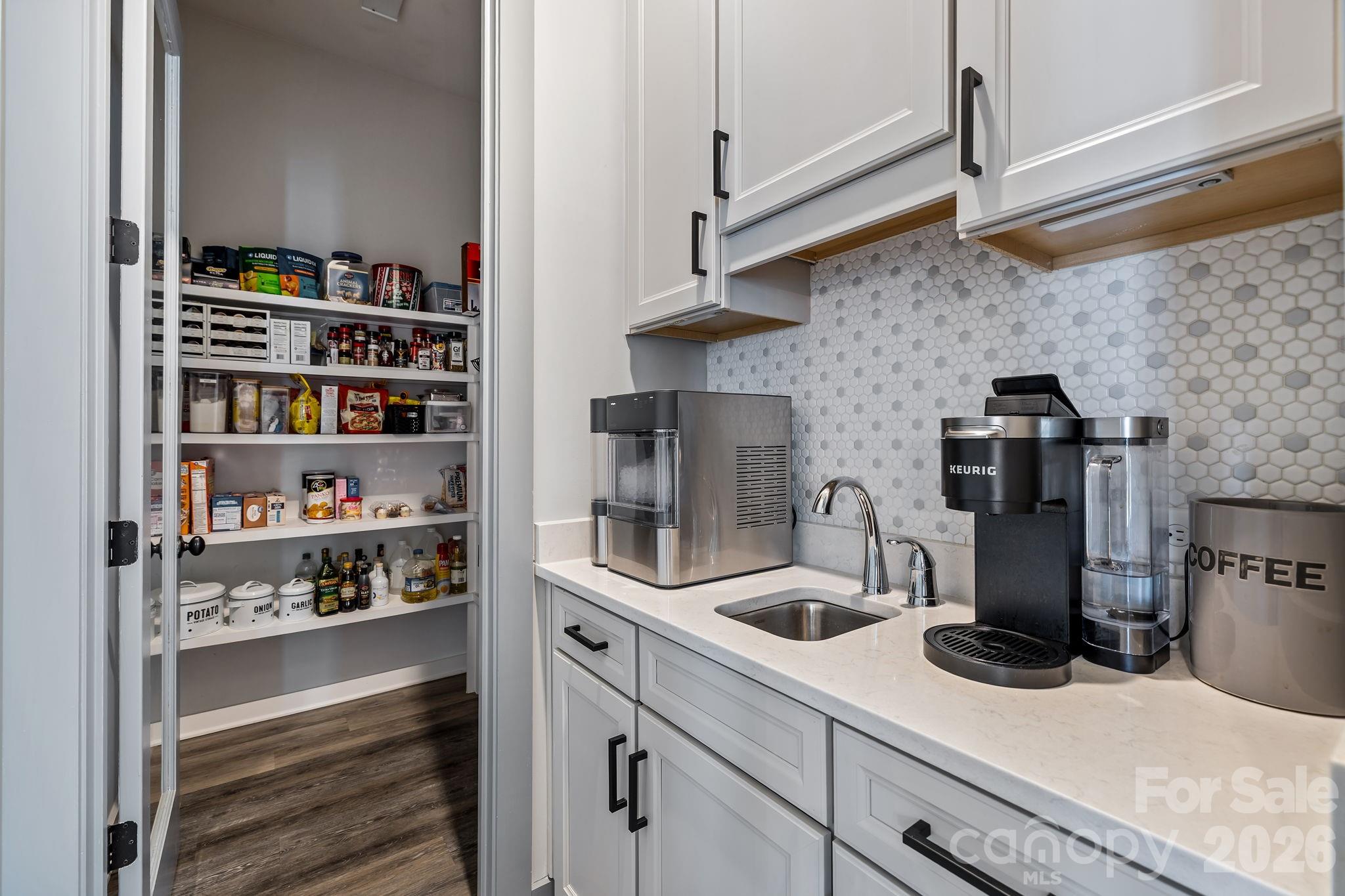 Paddlers Cove - Residential