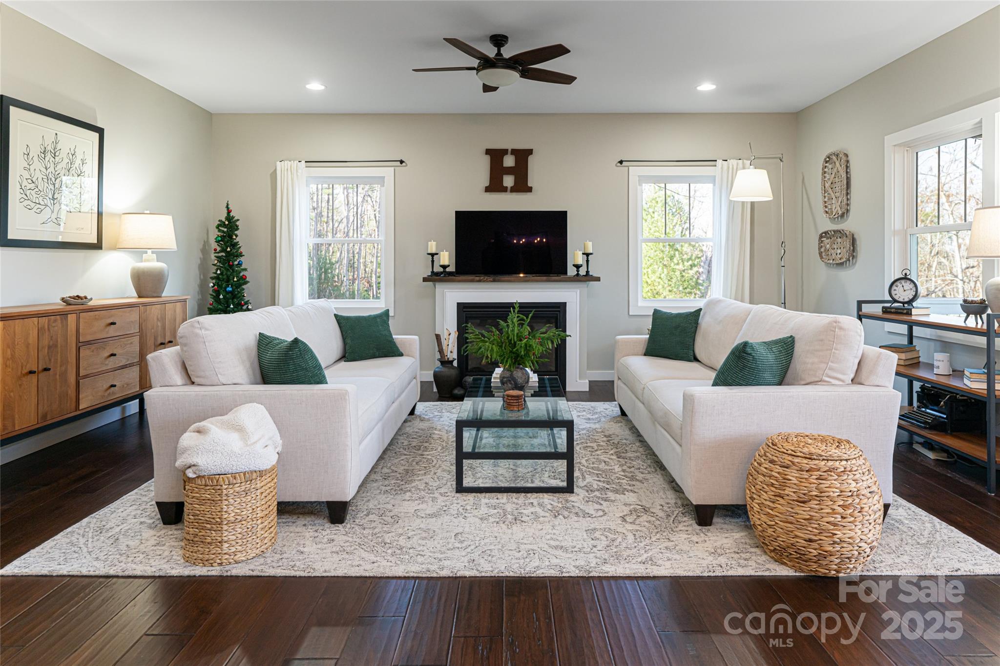 Hutch Mountain Estates - Residential