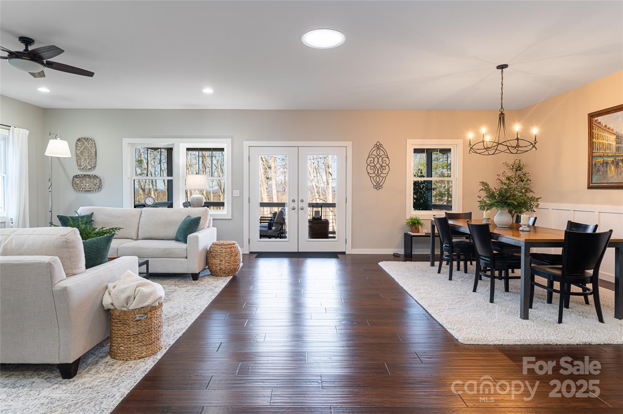 Hutch Mountain Estates - Residential