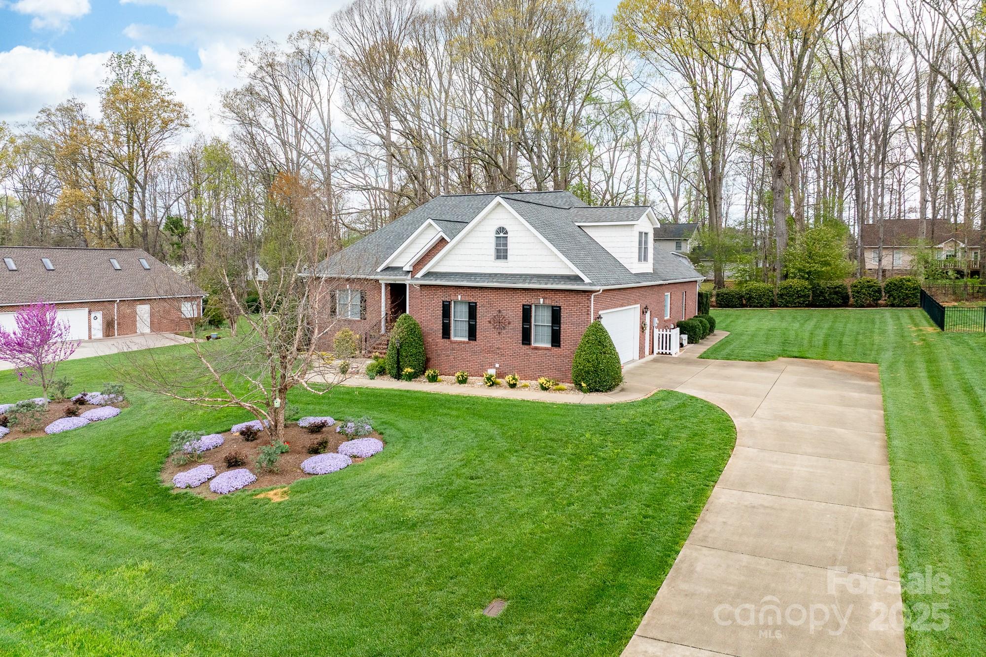 Meadow Oaks II - Residential