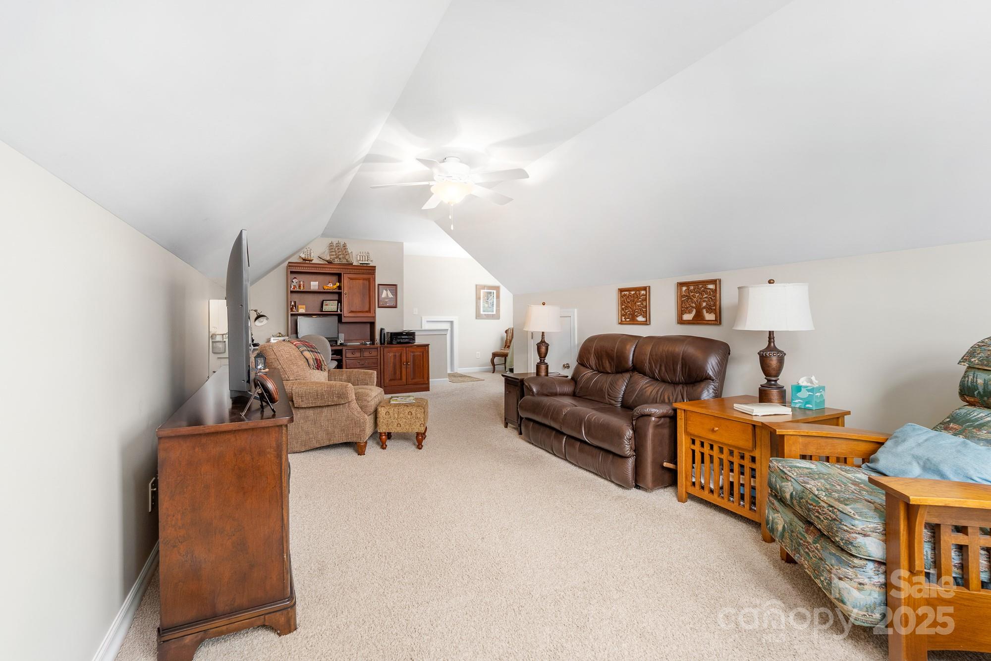 Meadow Oaks II - Residential