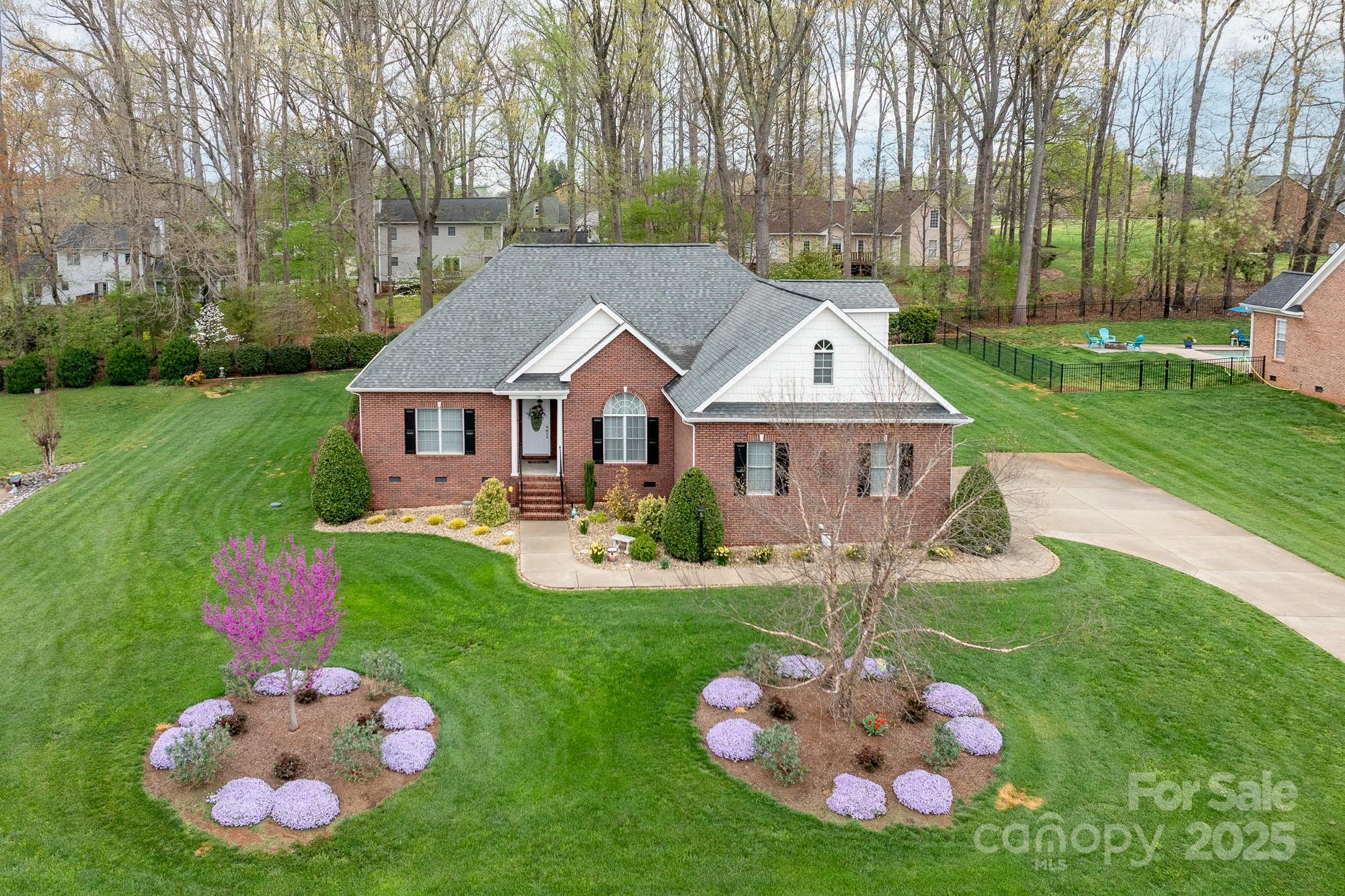 Meadow Oaks II - Residential