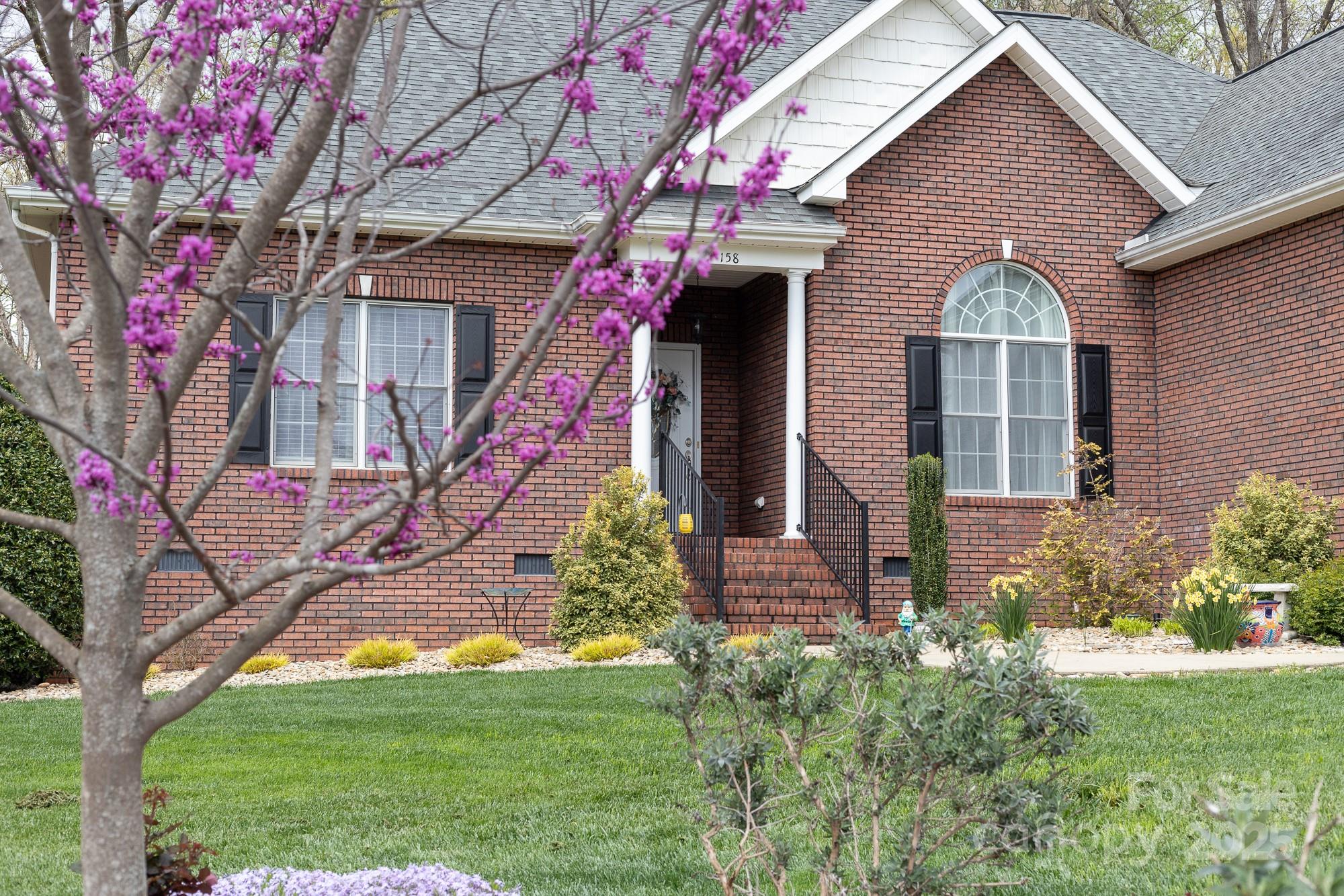 Meadow Oaks II - Residential