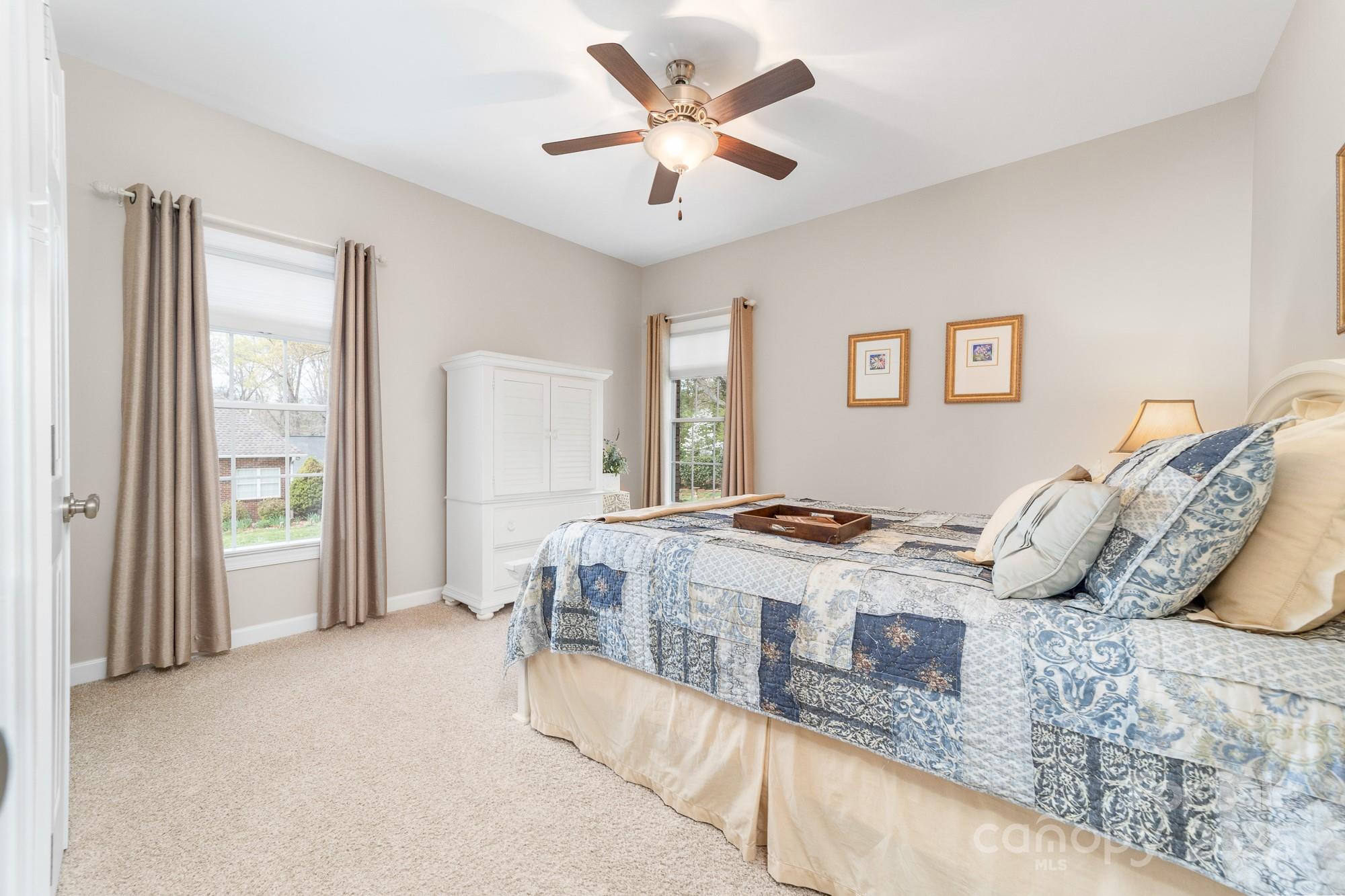 Meadow Oaks II - Residential