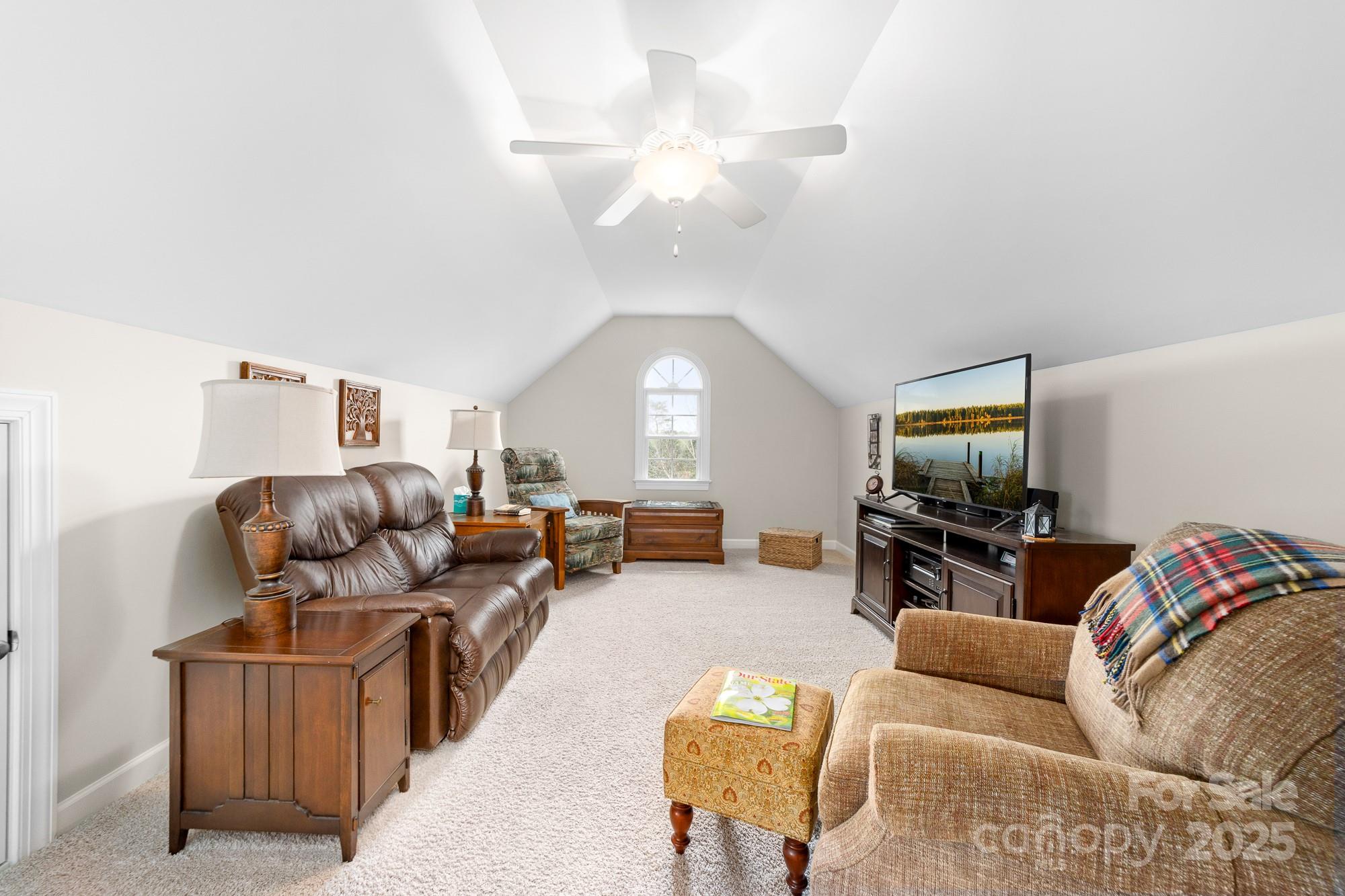 Meadow Oaks II - Residential