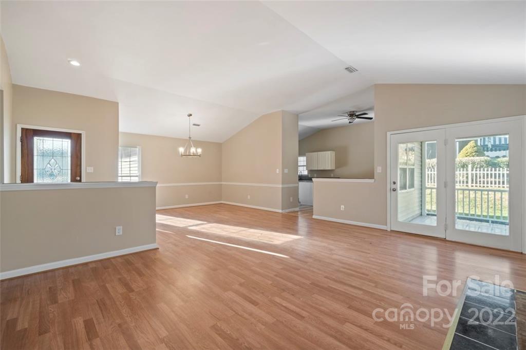 Plaza Ridge - Residential