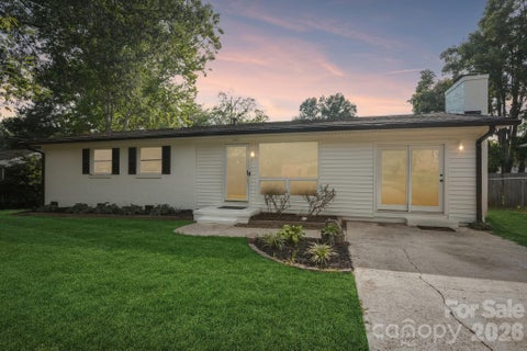 Photo of 1443 Lynhurst Drive, Gastonia, NC 28054 (MLS # 4412821)