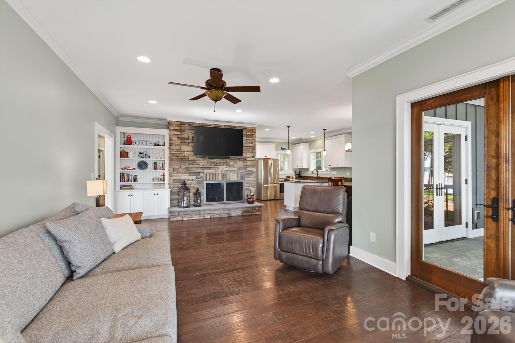 Turner Beach - Residential