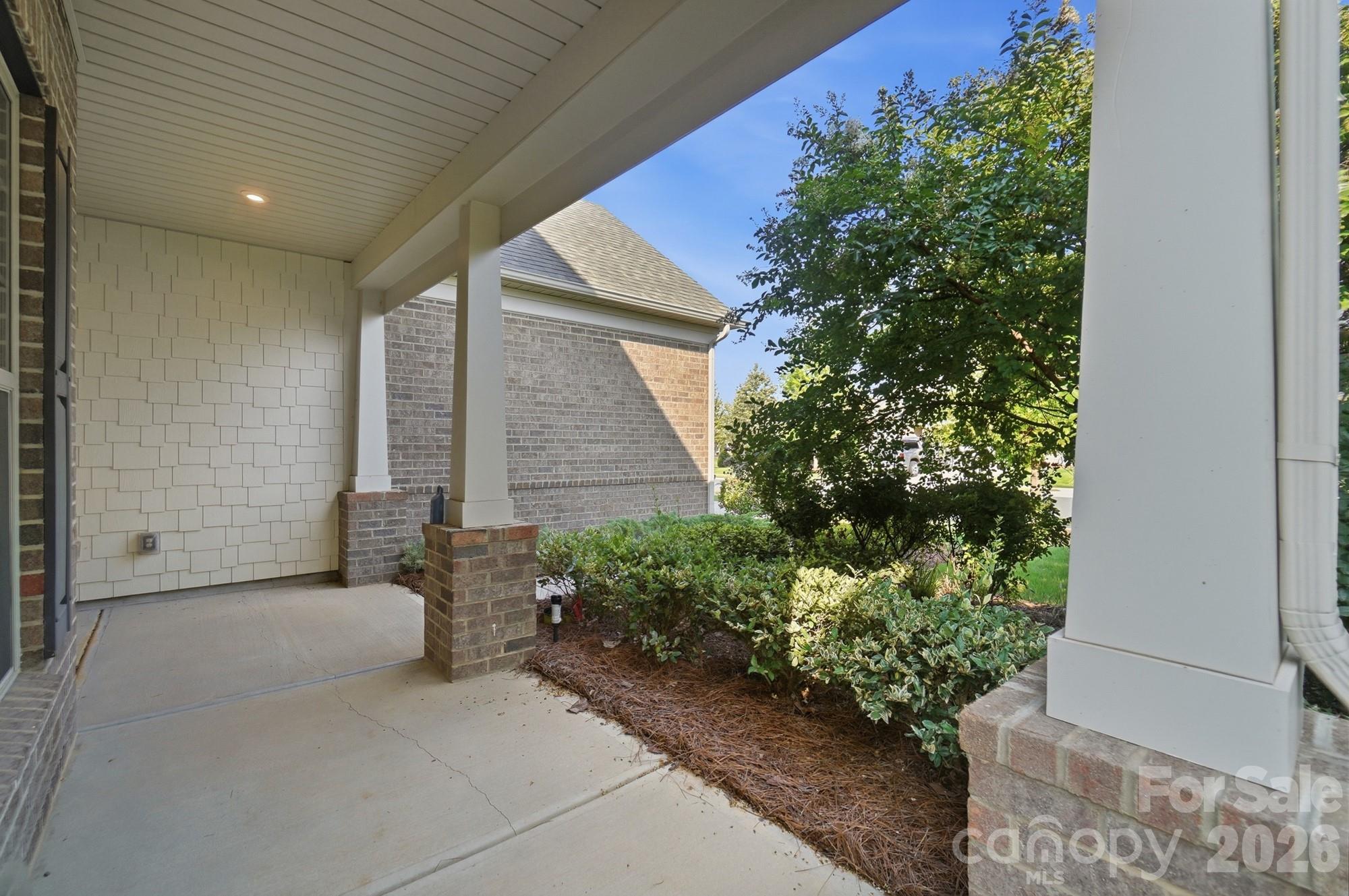 1620 Red Leaf Drive