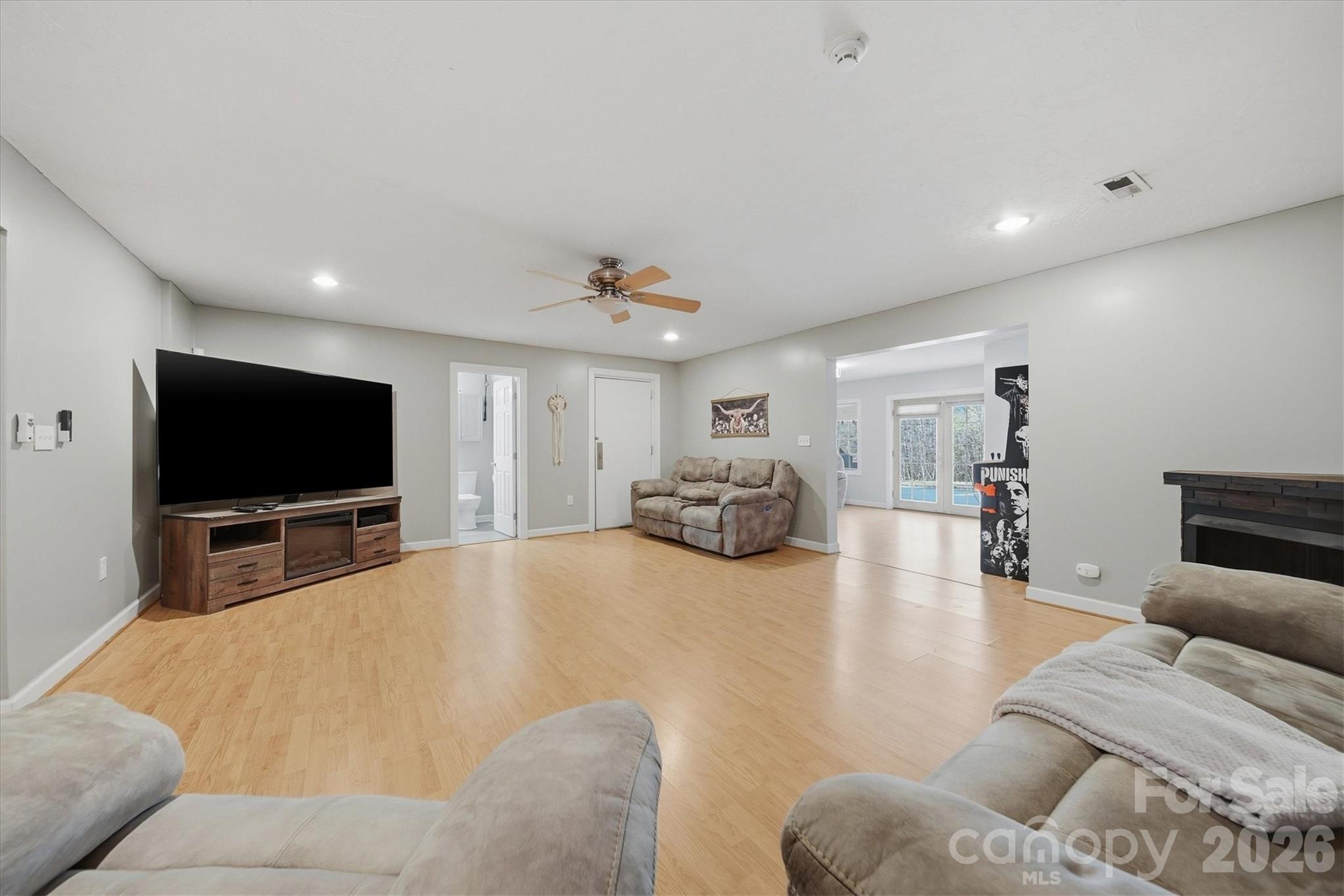 Knox Landing - Residential