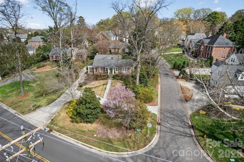Photo of 2527 Sharon Road, Charlotte, NC 28211 (MLS # 4407933)