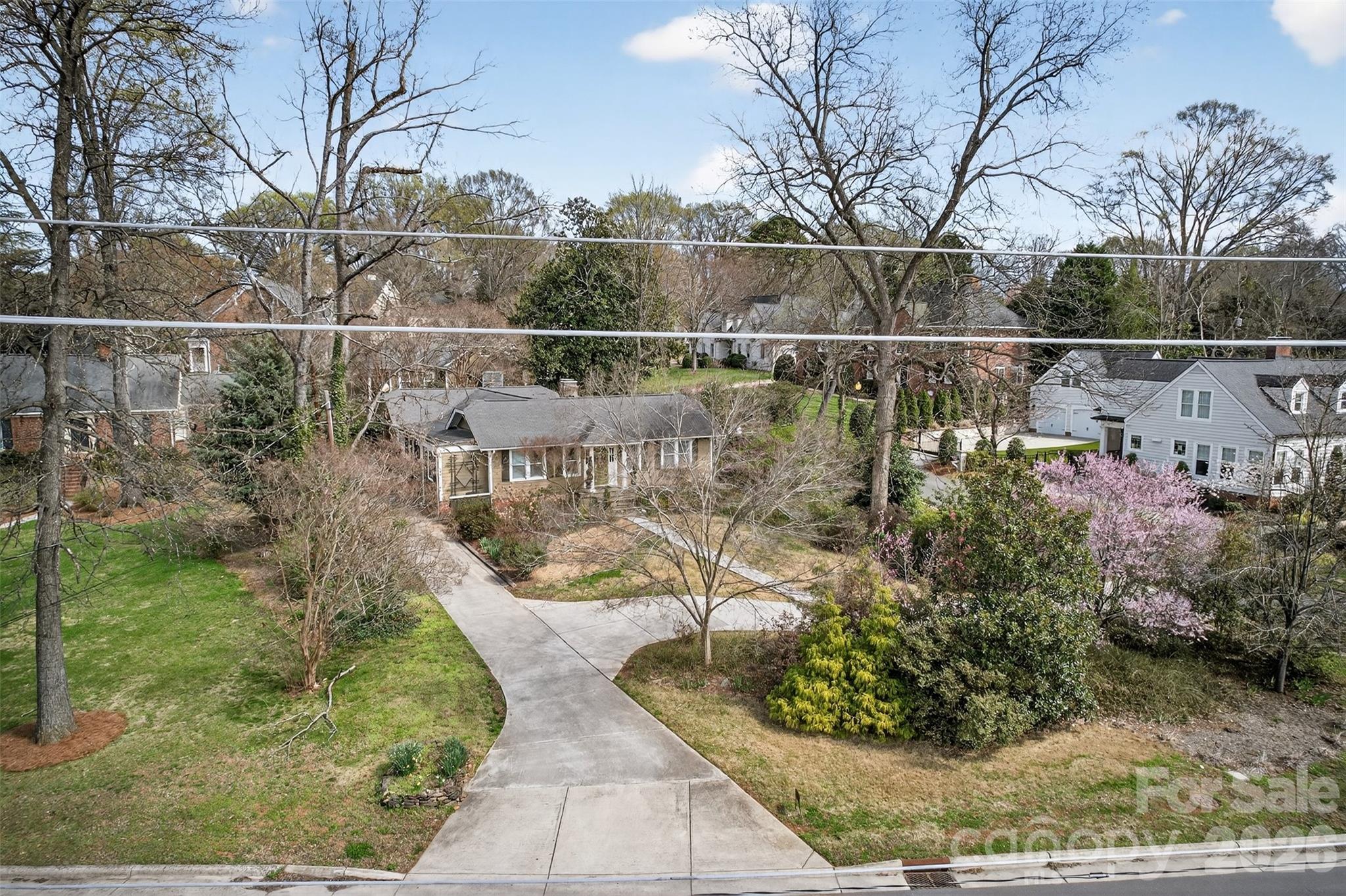 2527 Sharon Road