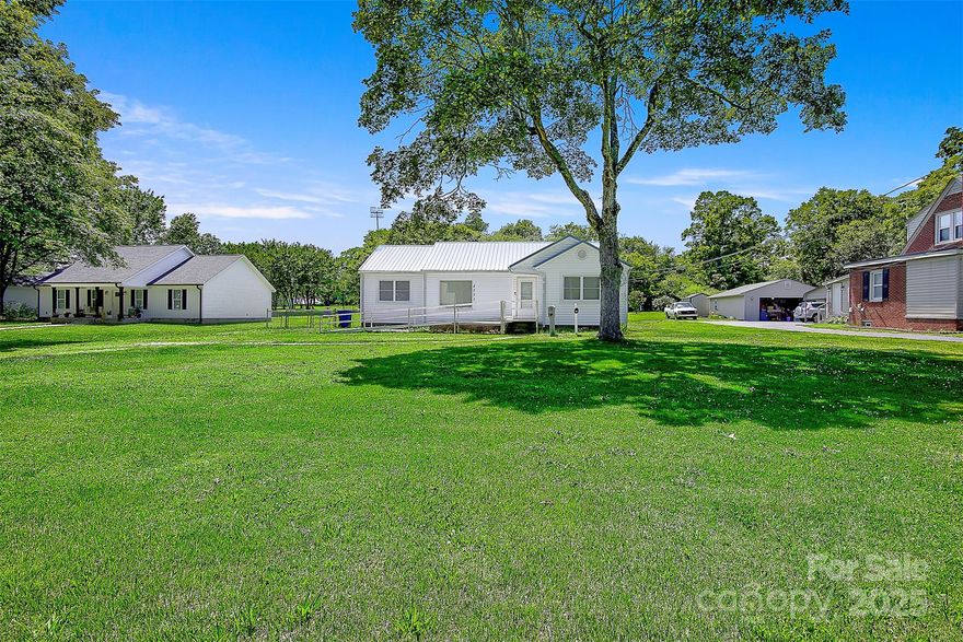 3-bedroom home with over 1,200 sq/ft located just outside Salisbury in Rowan County. This property sits on a generous 0.81-acre flat lot, offering plenty of space for outdoor living, gardening, or even future expansion. While the home does need some updates and repairs, it has great potential to become your dream home or a smart investment. The lot is partially fenced and includes a large outbuilding for storage, hobbies, or workshop use. Conveniently located with estimated travel times of: Charlotte – 45 mins, Mooresville – 30 mins, Greensboro – 45 mins, Winston-Salem – 40 mins.
Don't miss this opportunity! Contact your agent today to schedule a showing. Please respect the owners and do not visit this property without an agent.