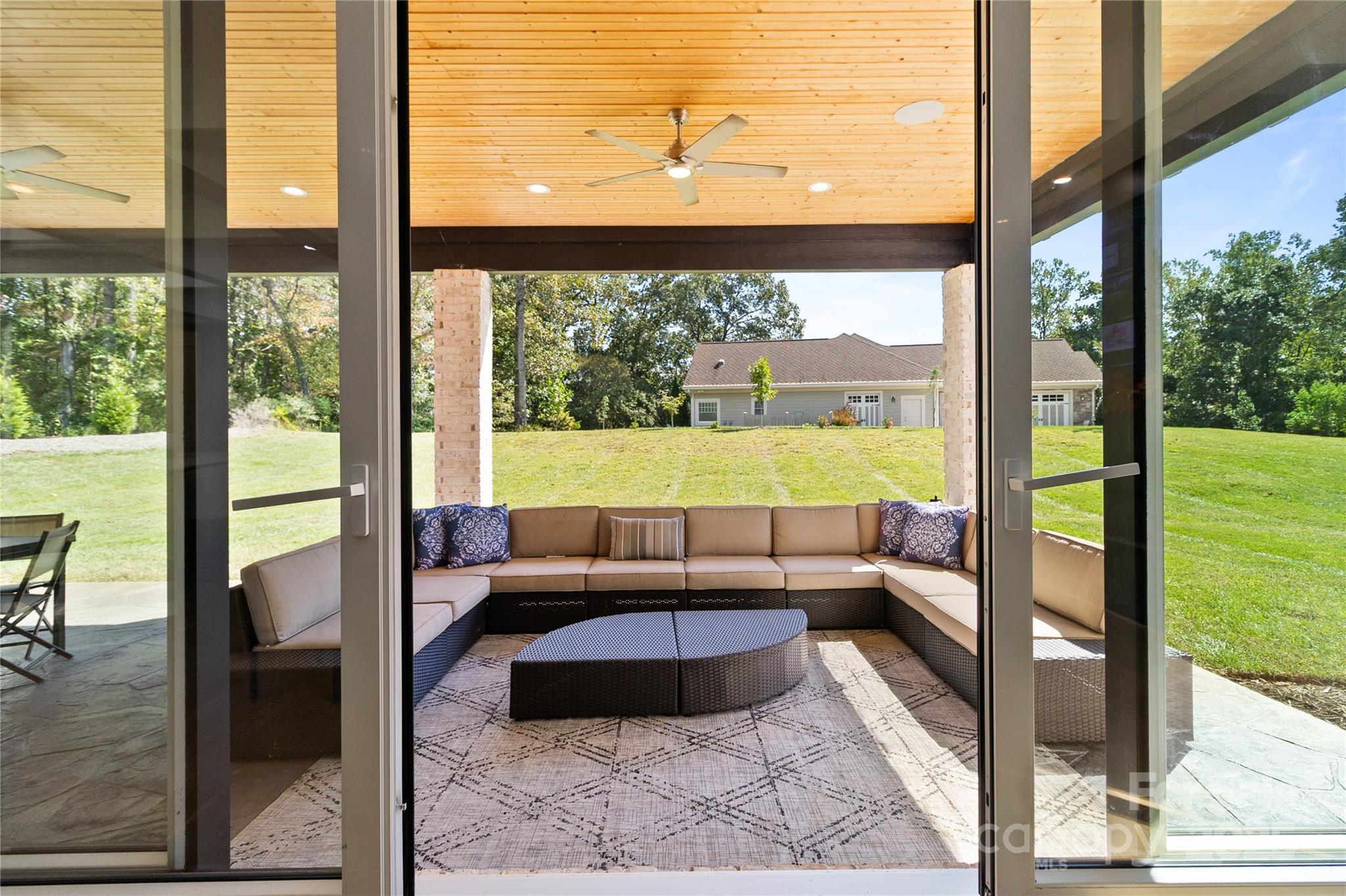 Rock Barn - Residential