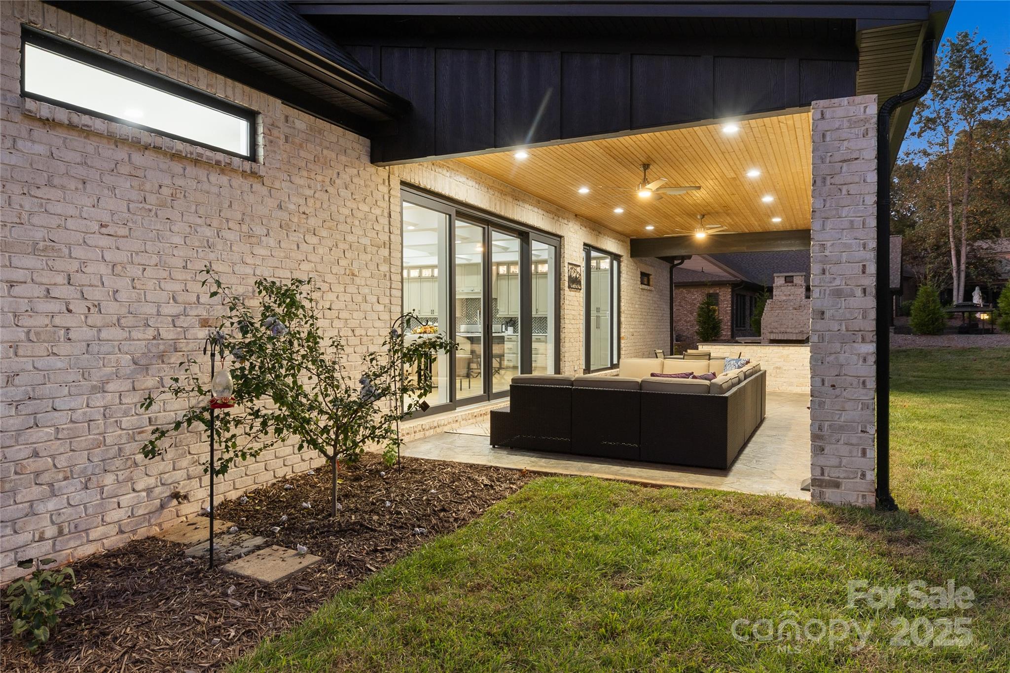 Rock Barn - Residential