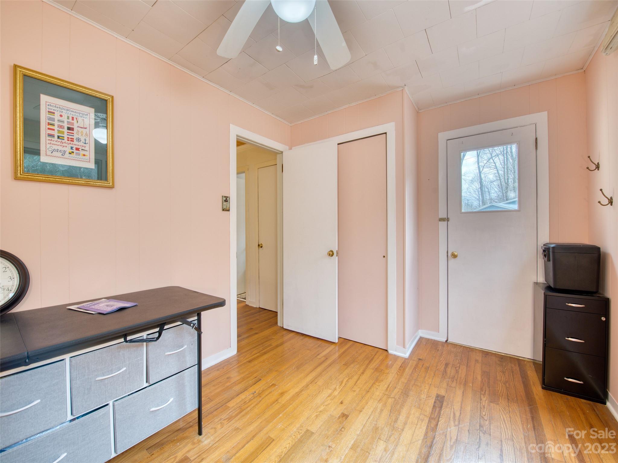 Holly Hills - Residential