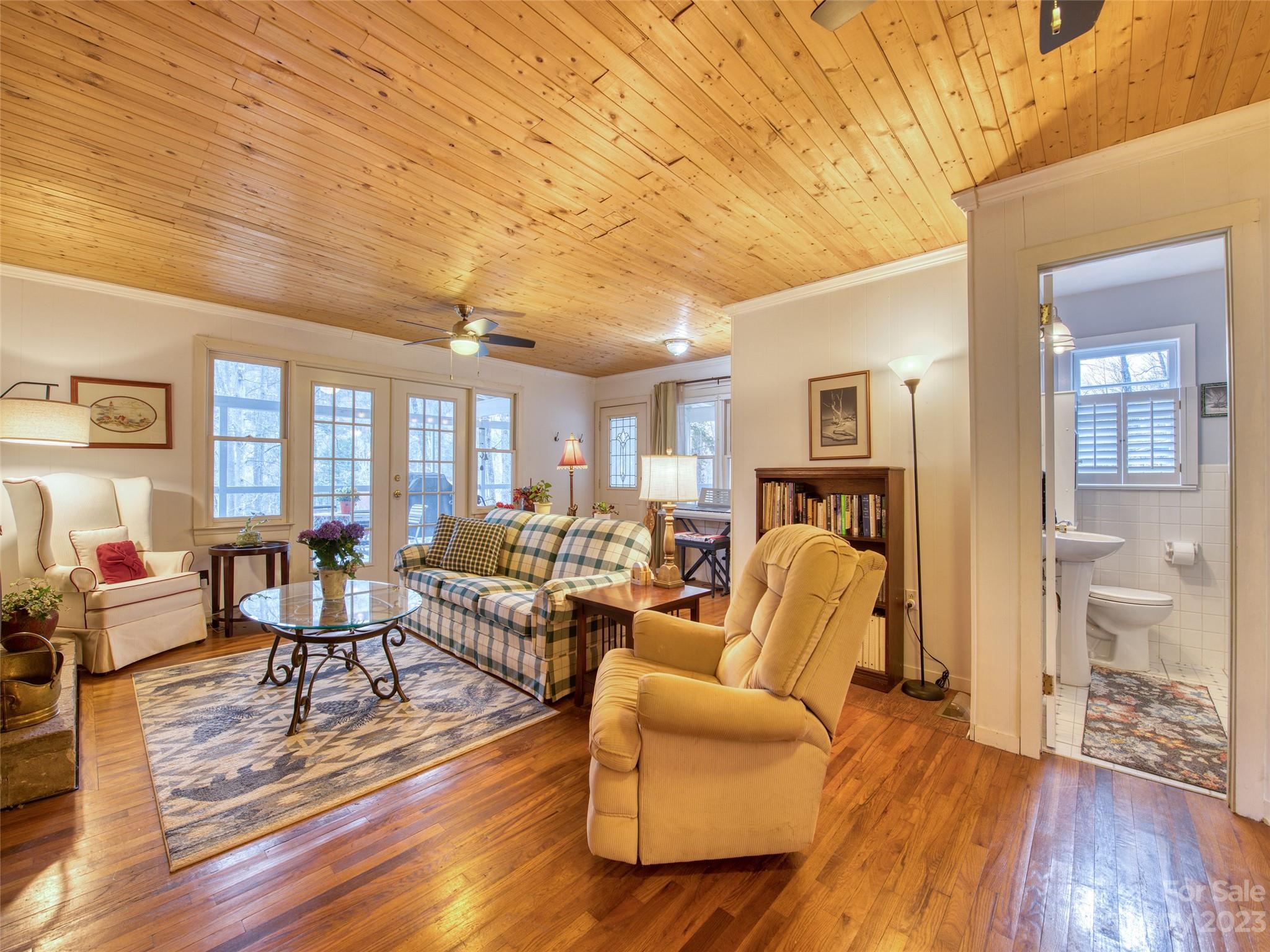 Holly Hills - Residential