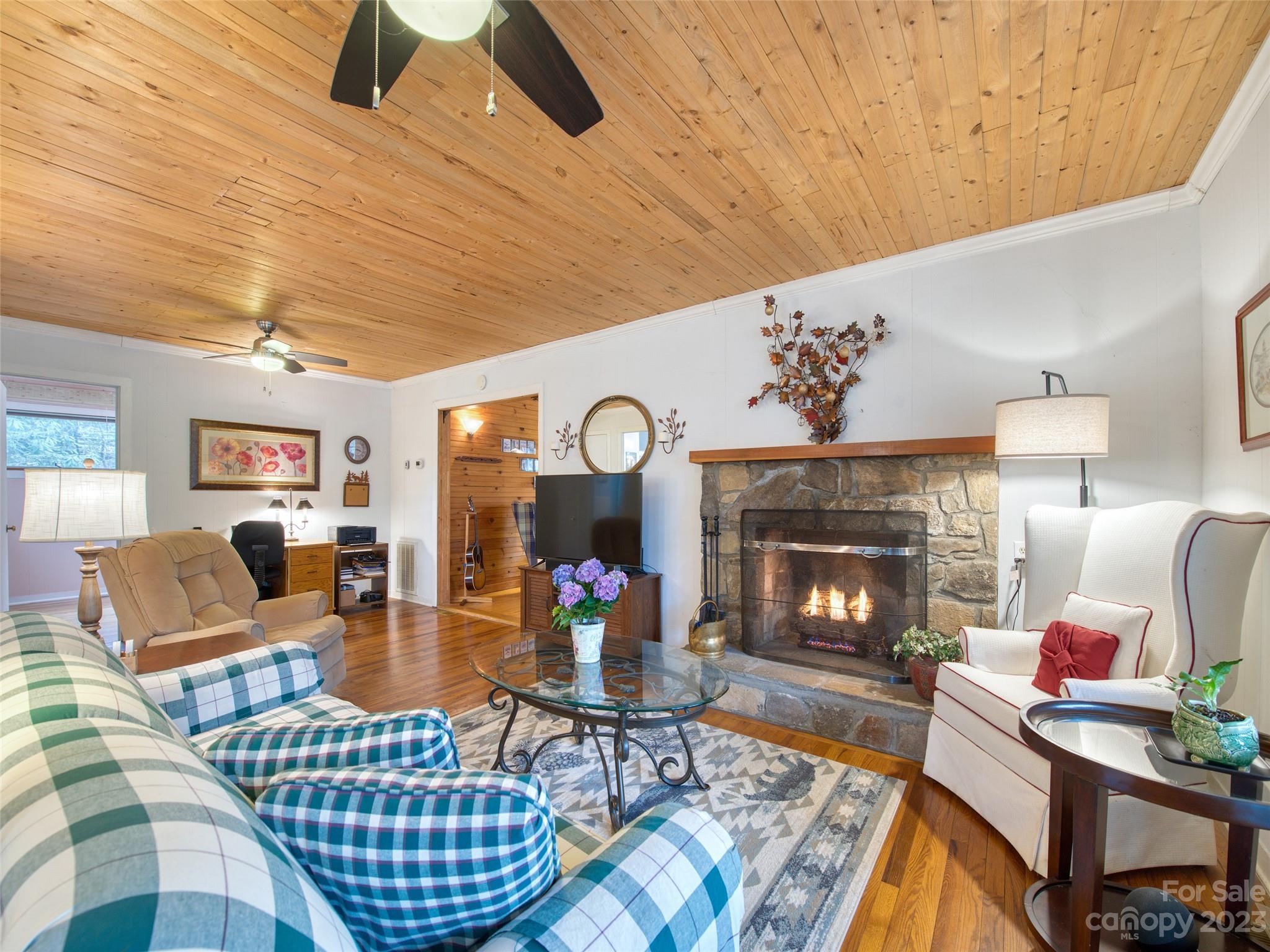 Holly Hills - Residential